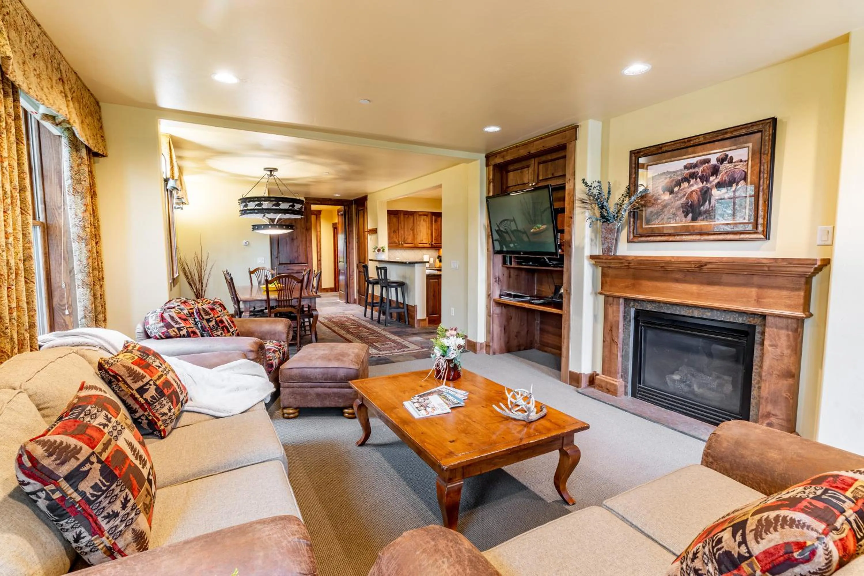 Luxury Condo One Bedroom in Snow King Resort