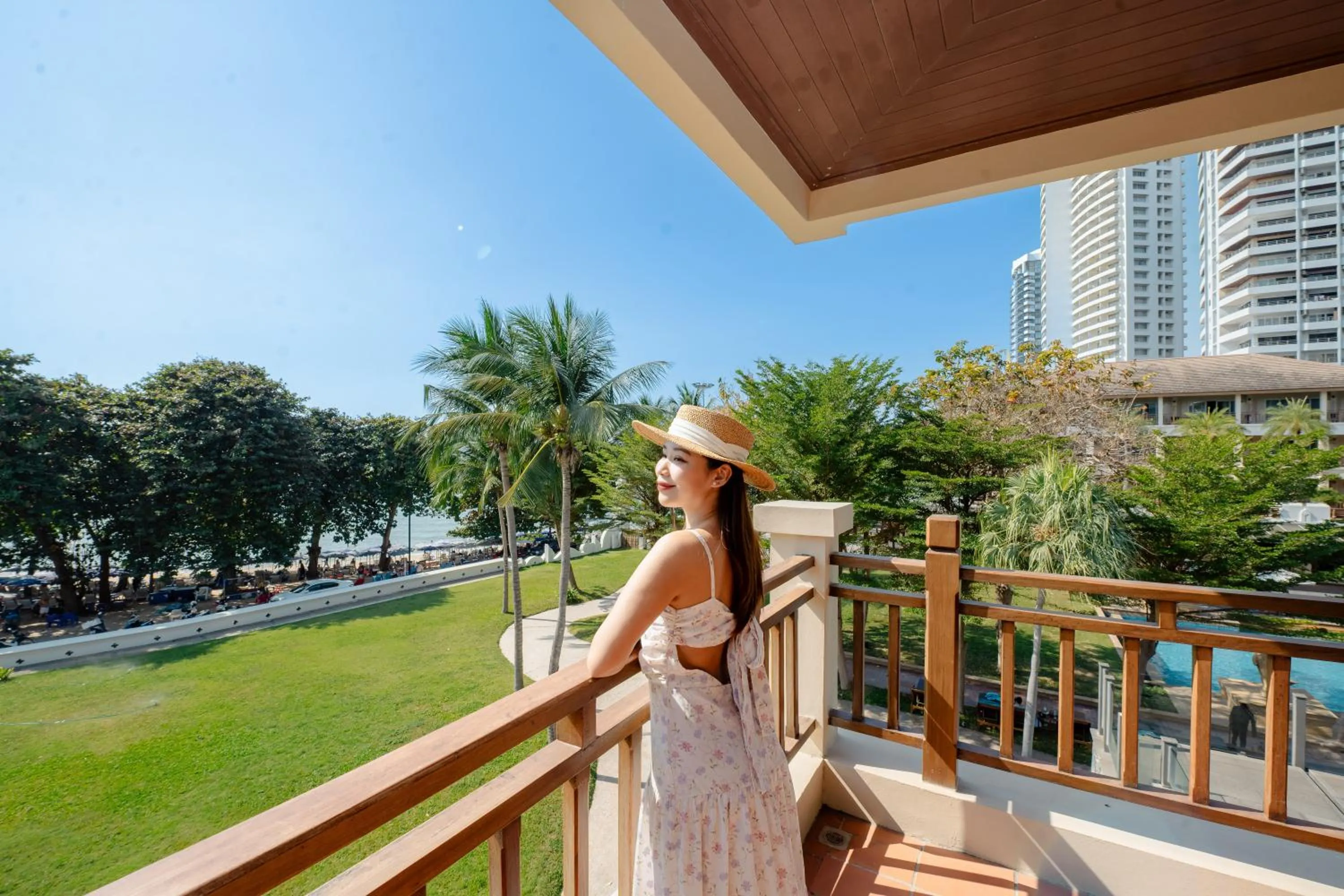 Junior Suite in The Heritage Pattaya Beachfront Resort