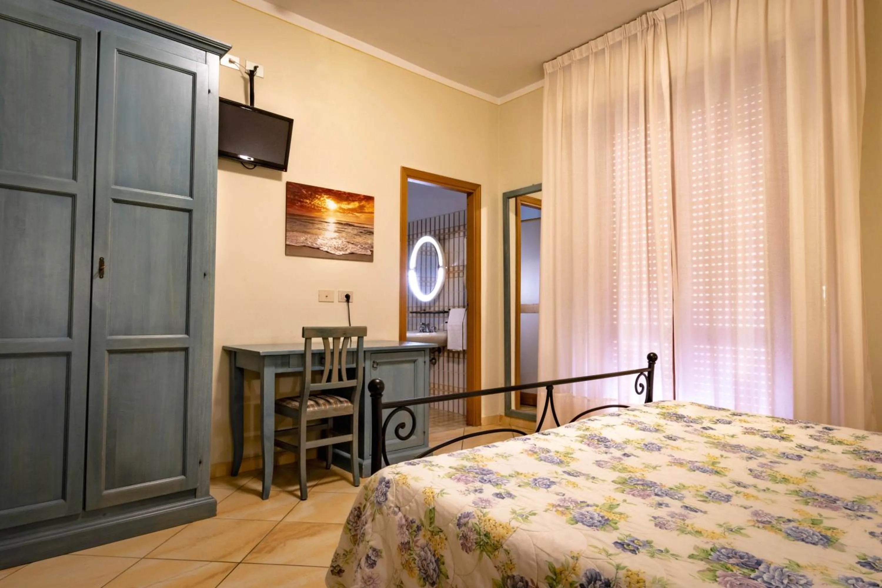 Double or Twin Room in Hotel Ismaele