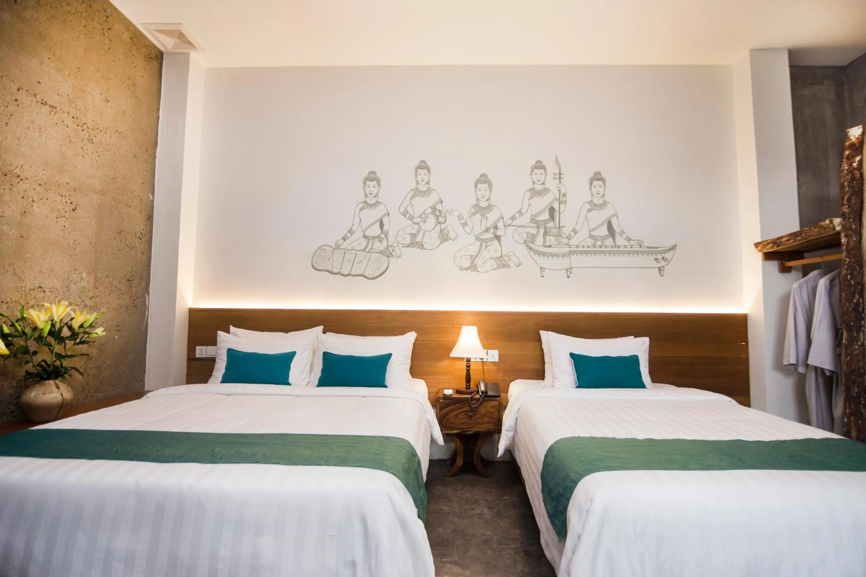 Deluxe Double Room - 1 Way Airport Pick up  in Sarina Boutique Hotel