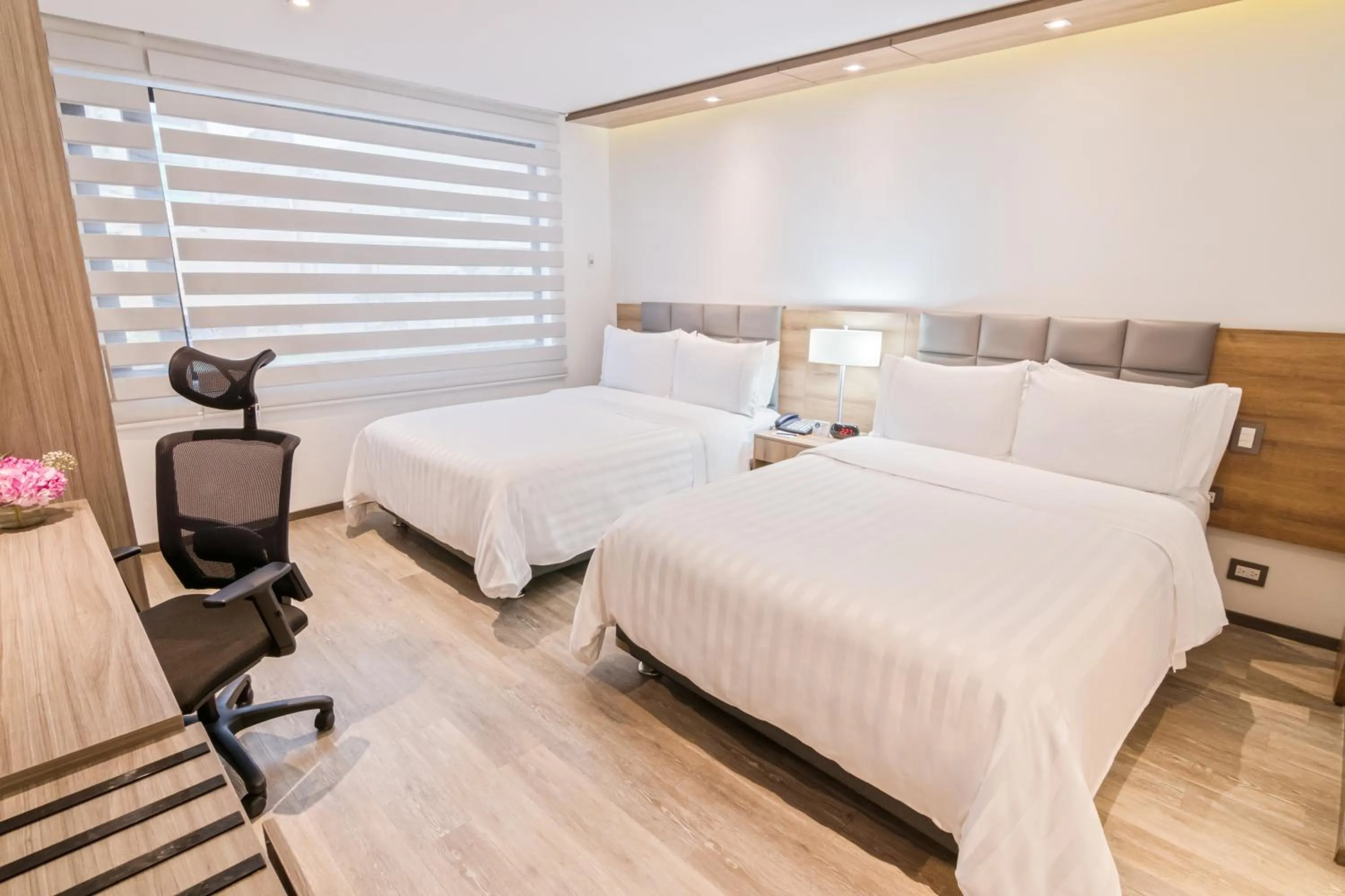 Superior Twin Room in GHL Hotel Portón Medellín