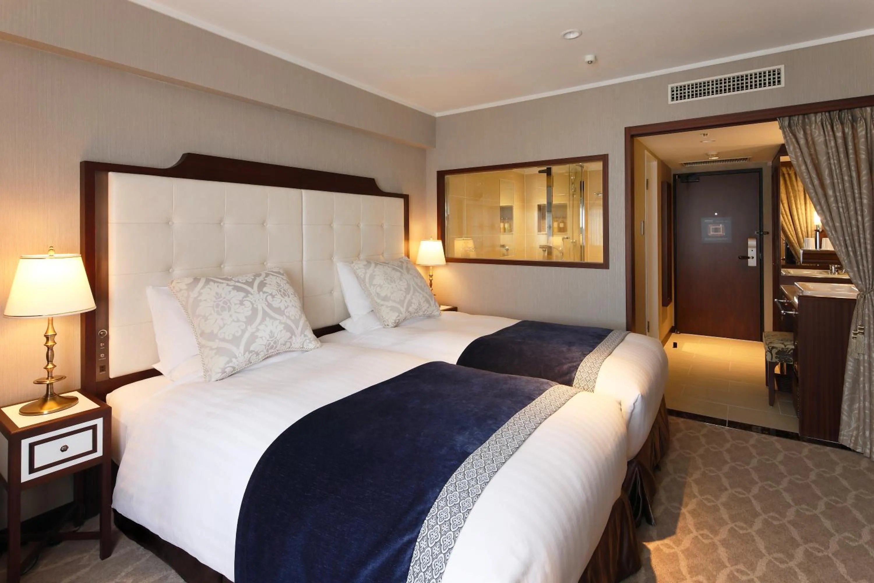 Grand Comfort Superior Twin - Non-Smoking in Kyoto Century Hotel