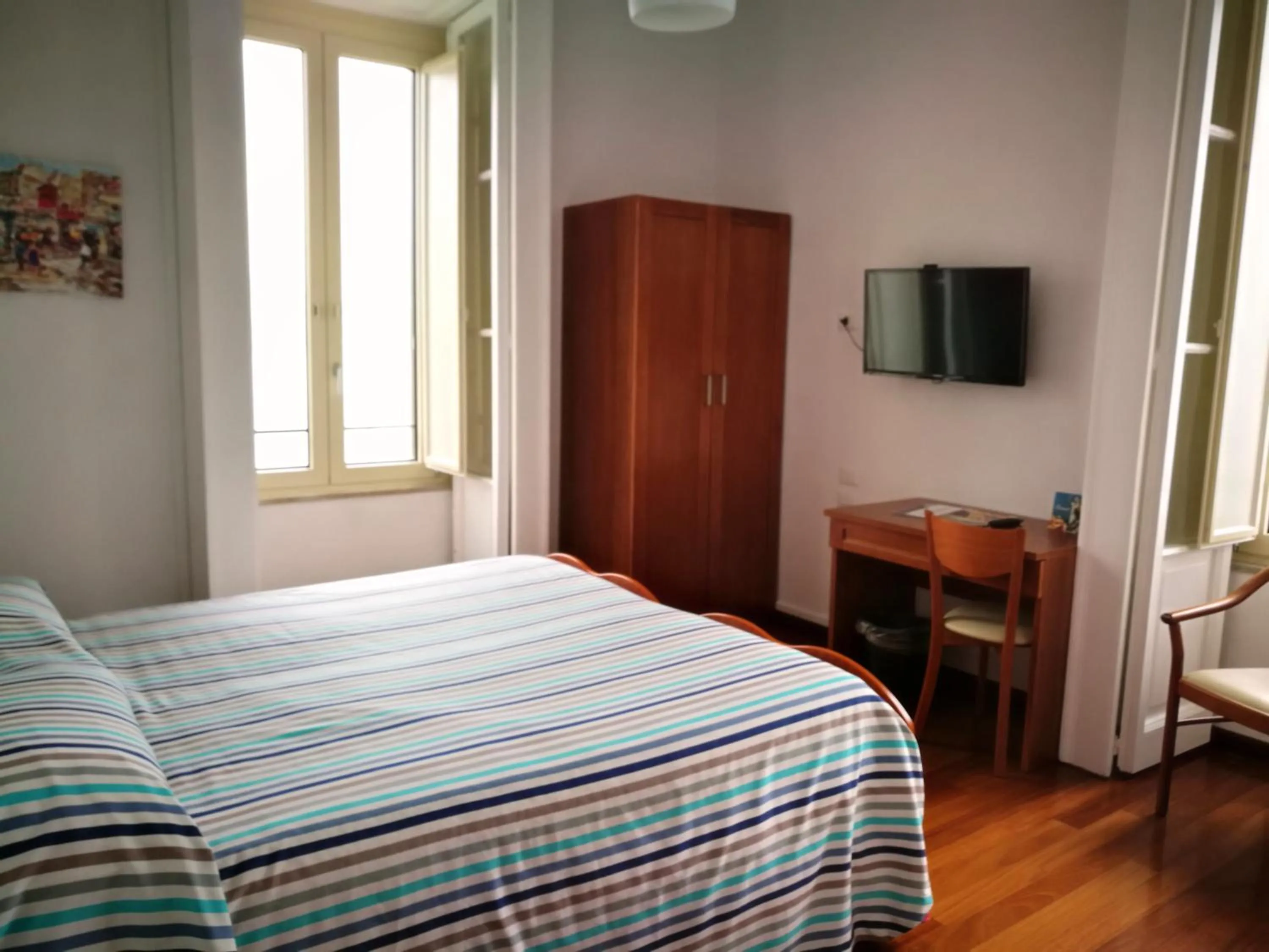 Double or Twin Room with Sea View in Villa Crawford