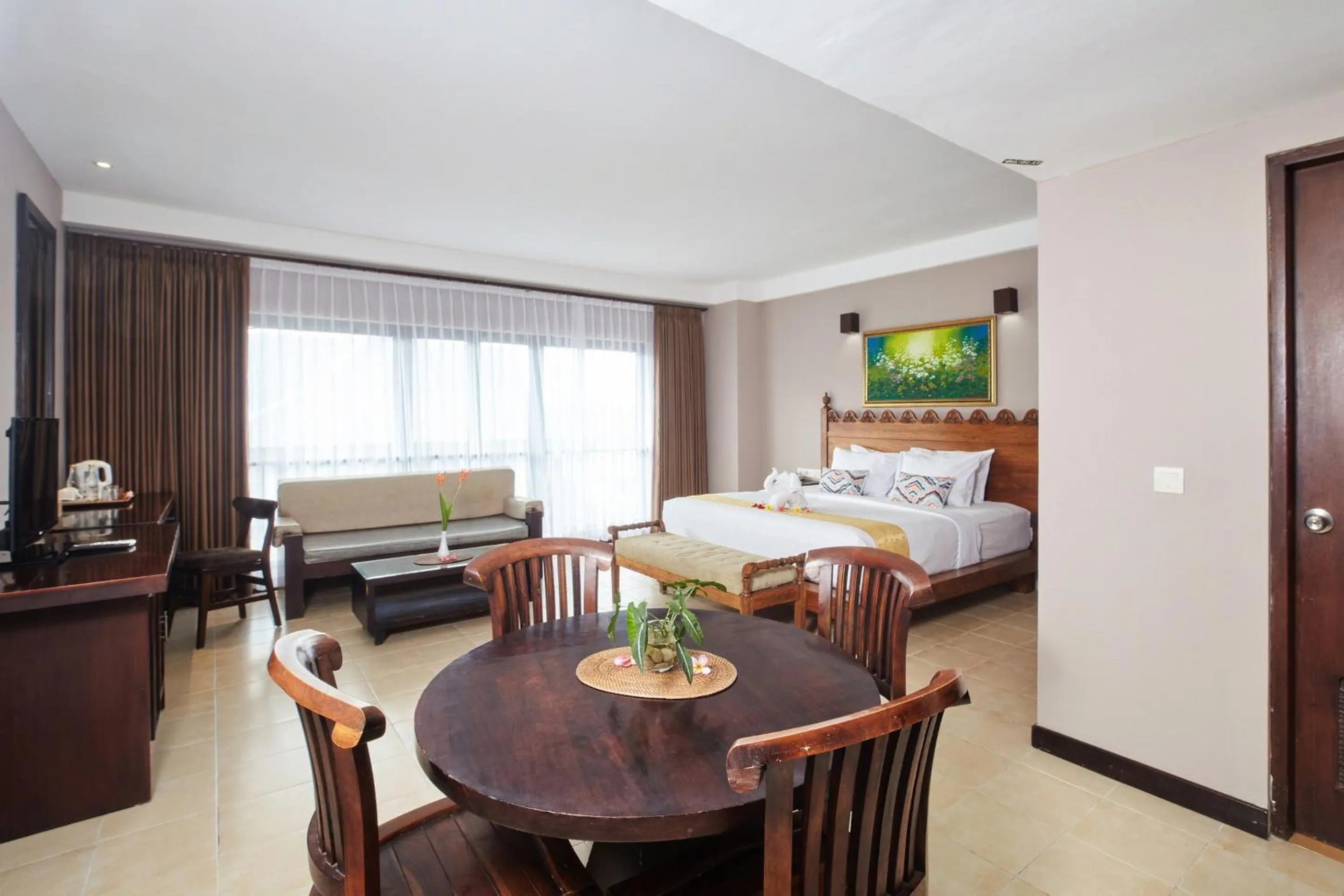 Deluxe Suite in Grand Santhi Hotel