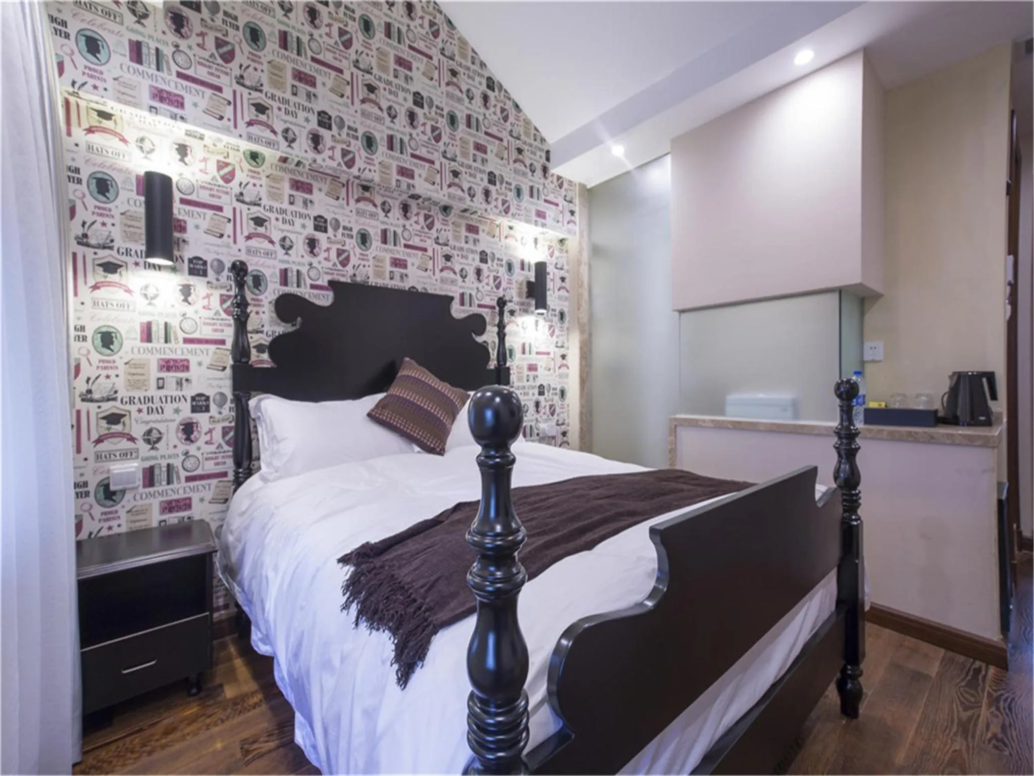 Superior Queen Room in Soho Garden Hotel (Shanghai Huaihai Rd. Flagship)