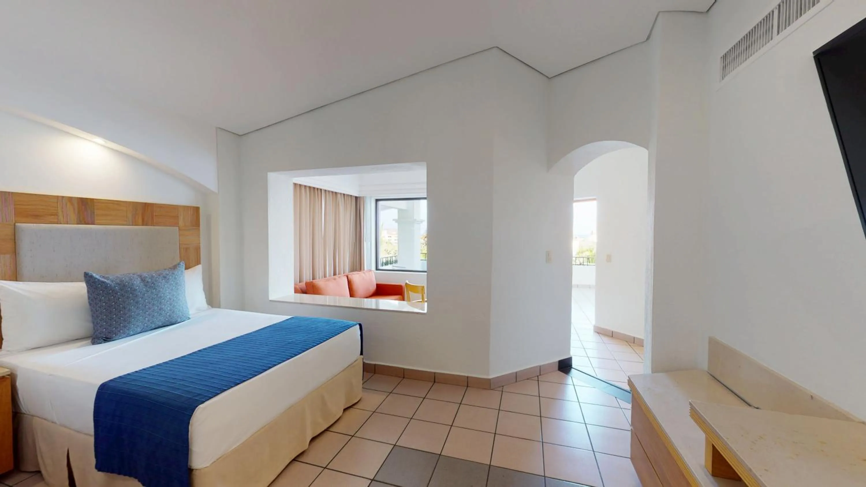 Deluxe Nature View King in Park Royal Beach Huatulco - All Inclusive