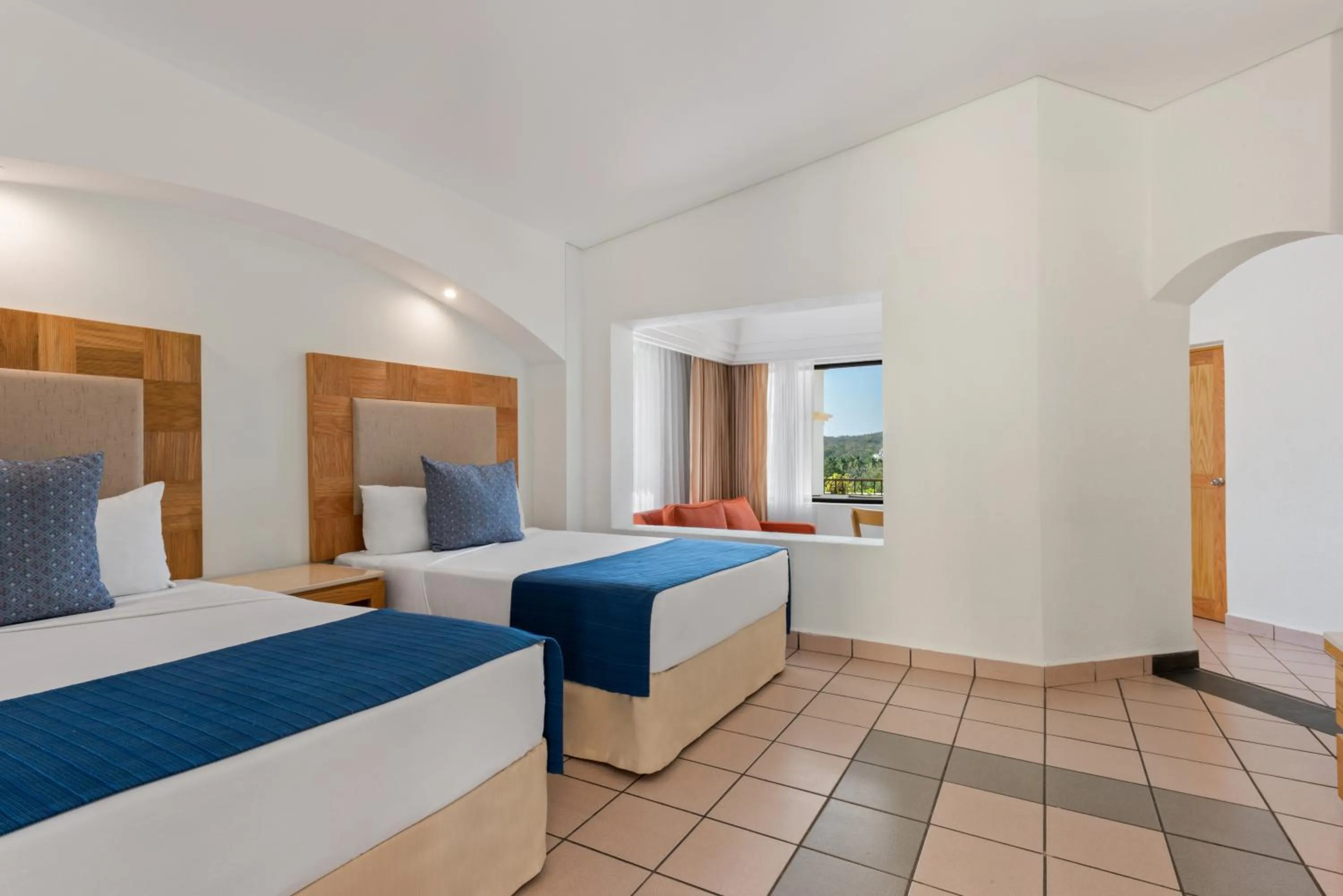 Deluxe Nature View Double in Park Royal Beach Huatulco - All Inclusive