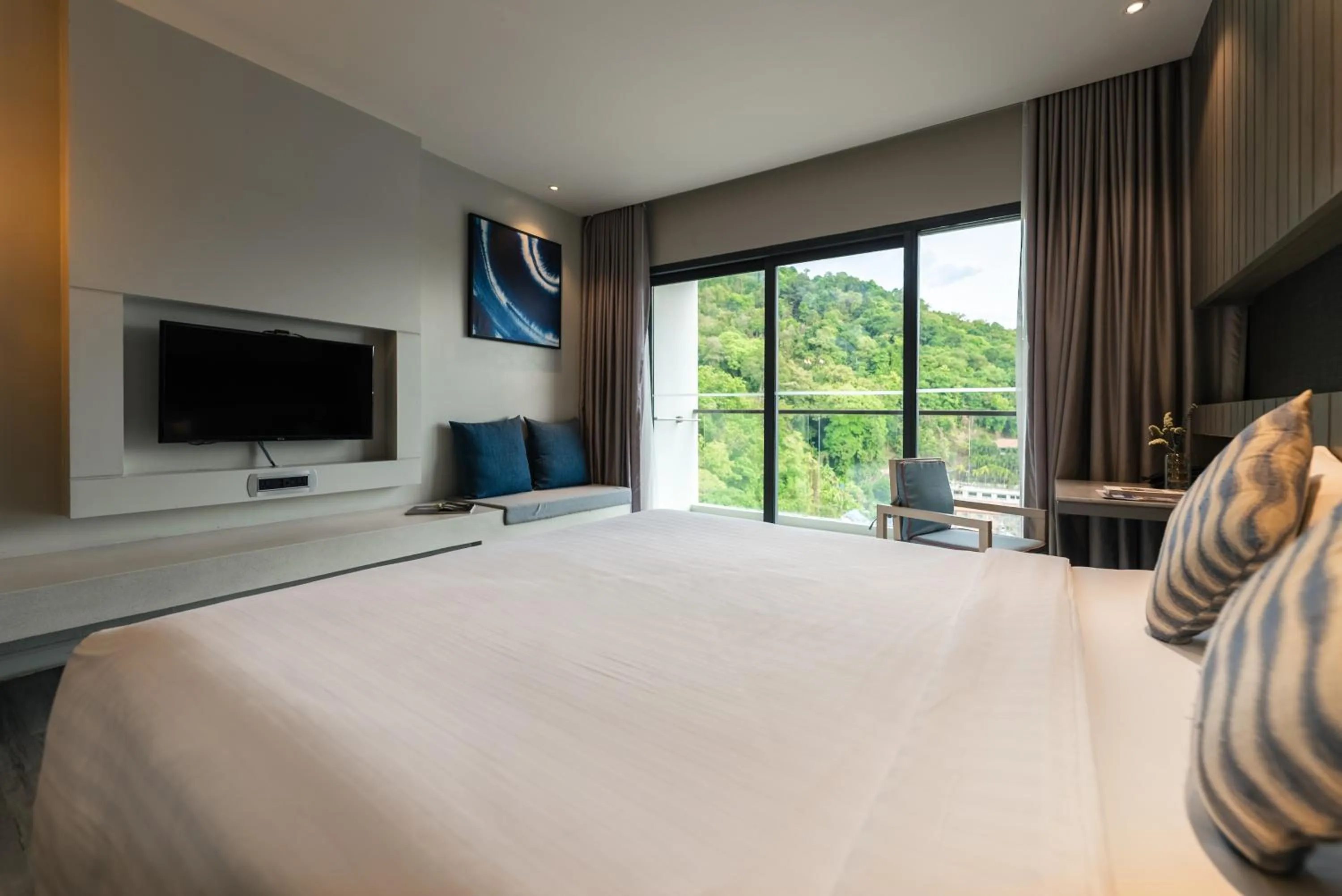Superior Double or Twin Room in Hotel IKON Phuket - SHA Extra Plus