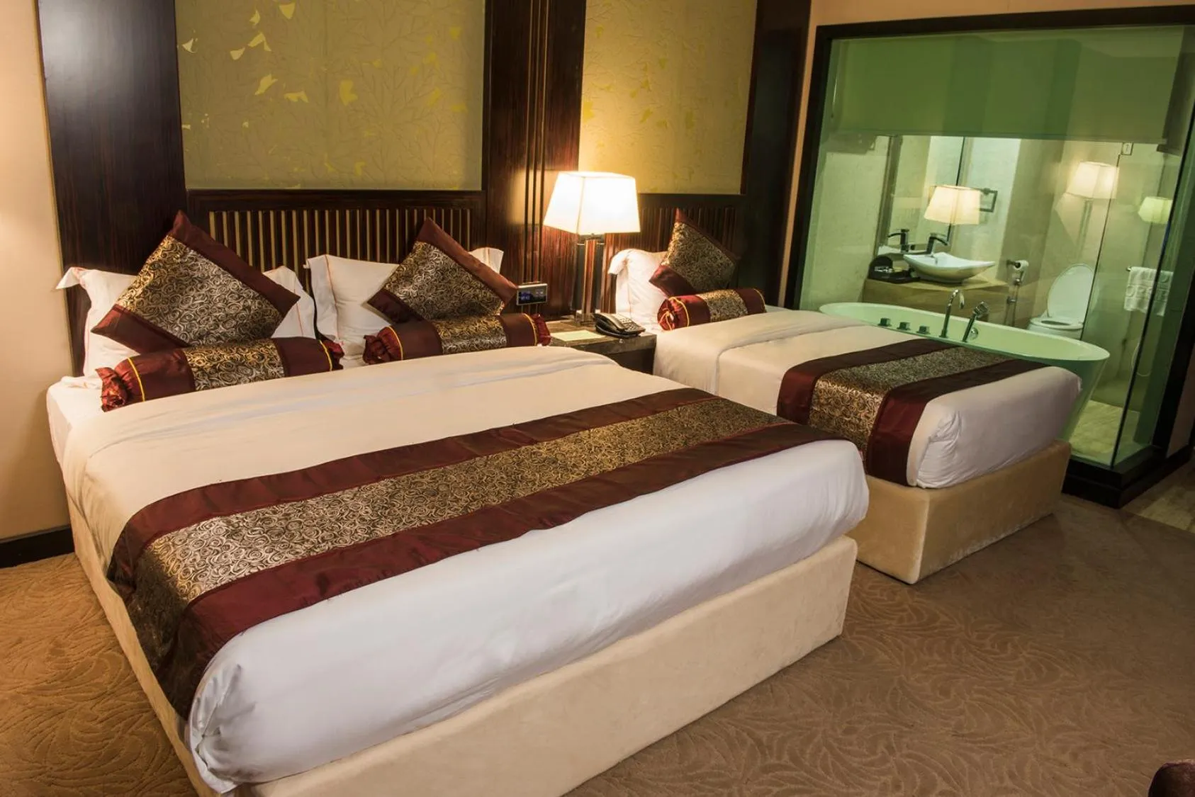 Deluxe Triple Room in Royale Signature Hotel
