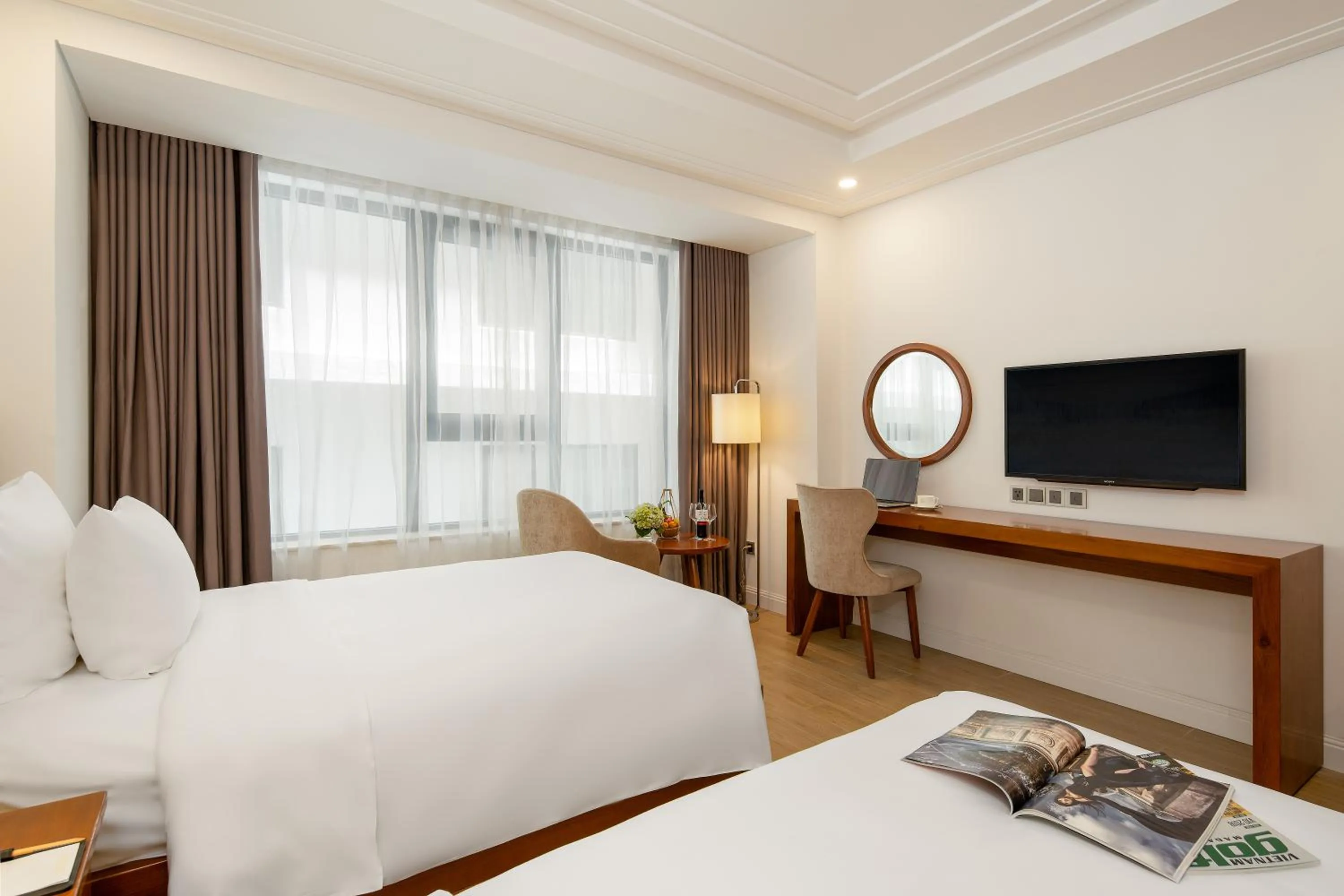 Superior Twin Room in Paris Deli Danang Beach Hotel