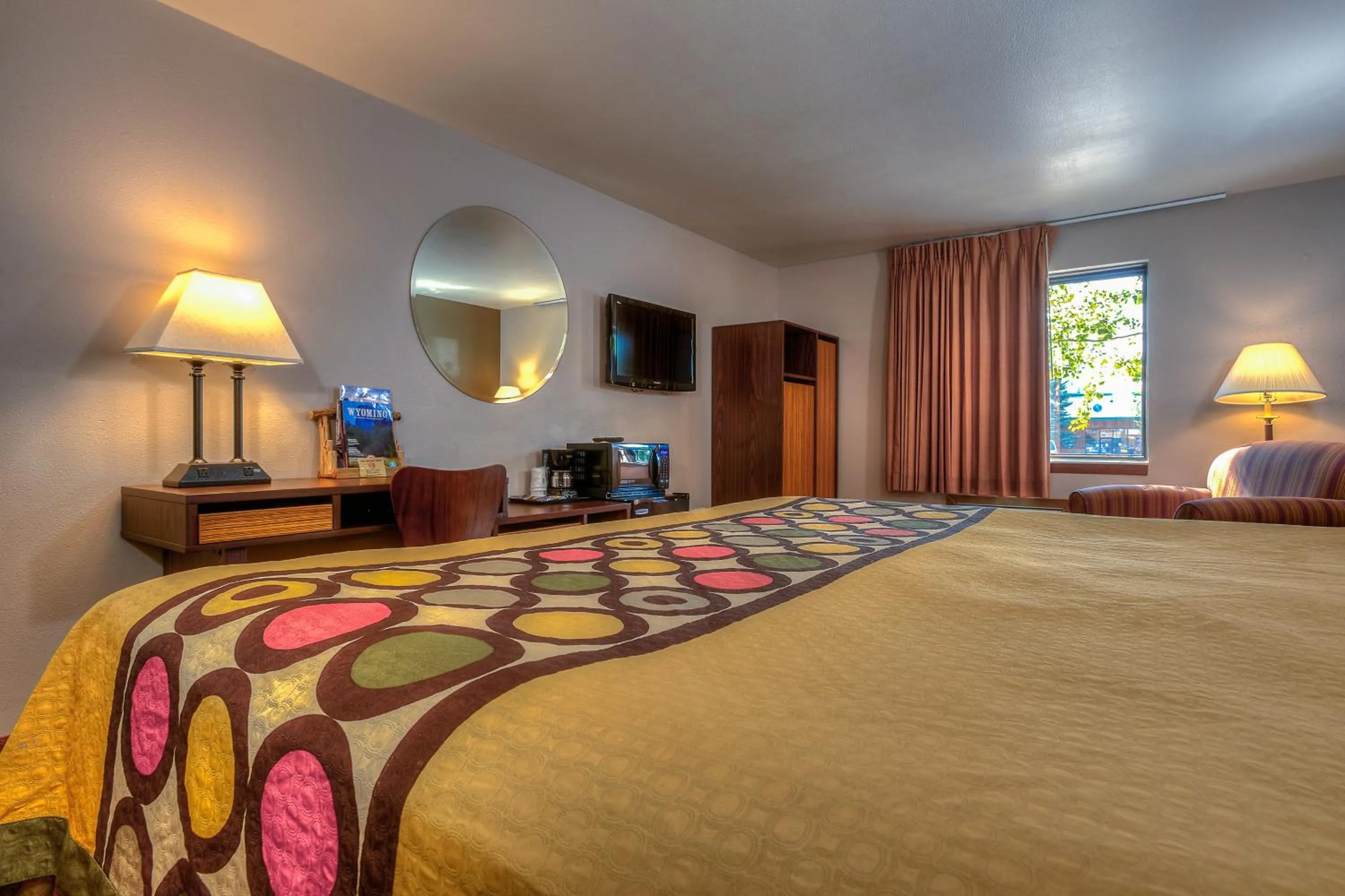 King Room - Disability Access/Non-Smoking in Super 8 by Wyndham Jackson Hole