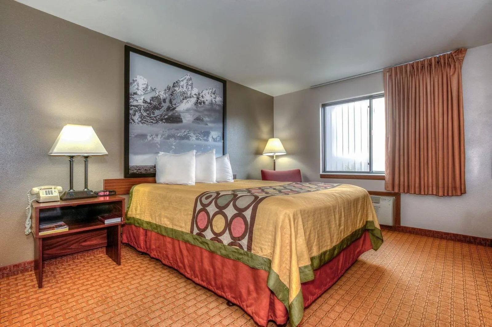 Queen Room - Non-Smoking in Super 8 by Wyndham Jackson Hole