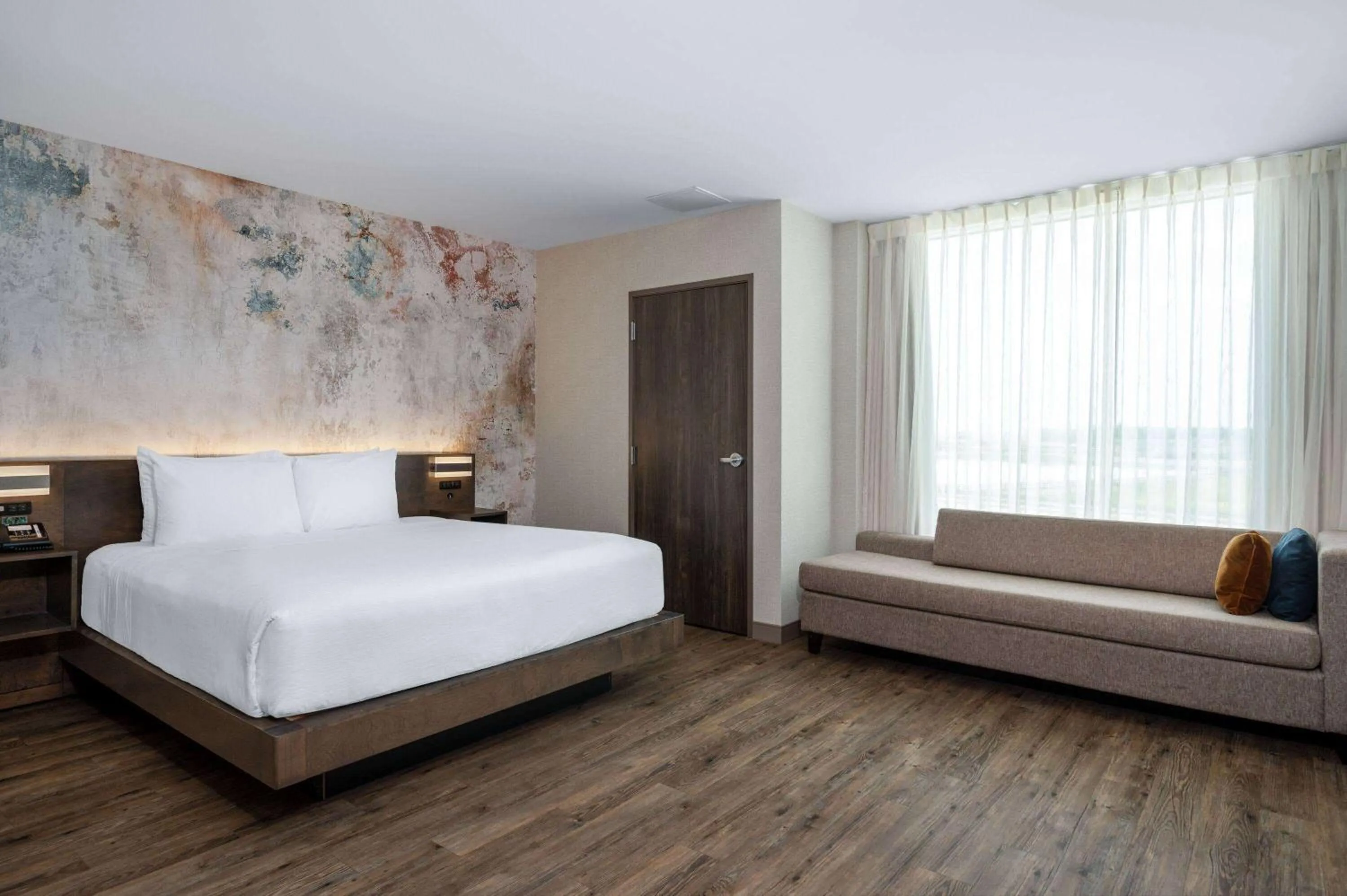 One-Bedroom Deluxe King Suite - Non-Smoking in Wyndham Westfield