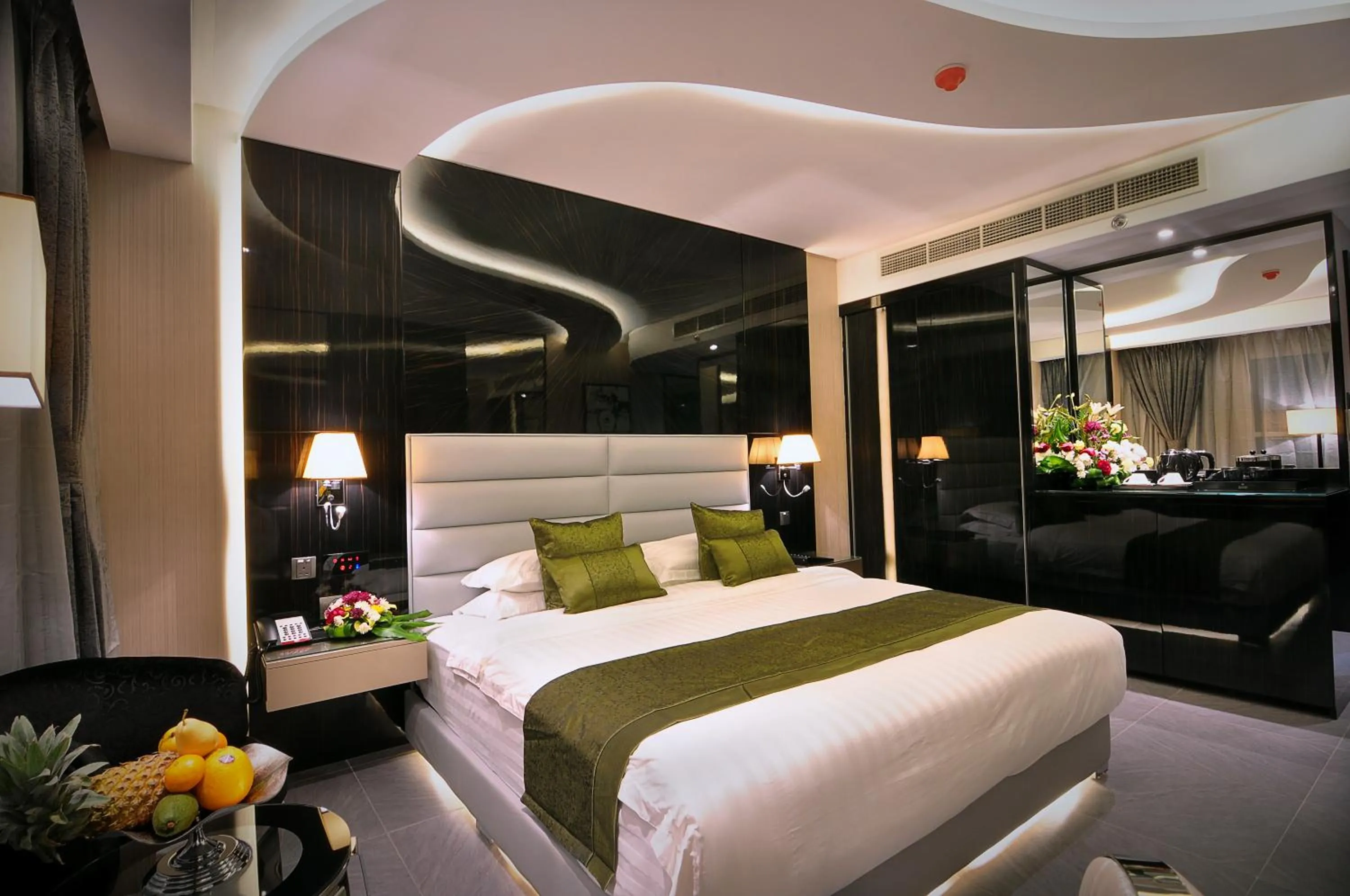 Two-Bedroom Suite in Frsan Palace Hotel