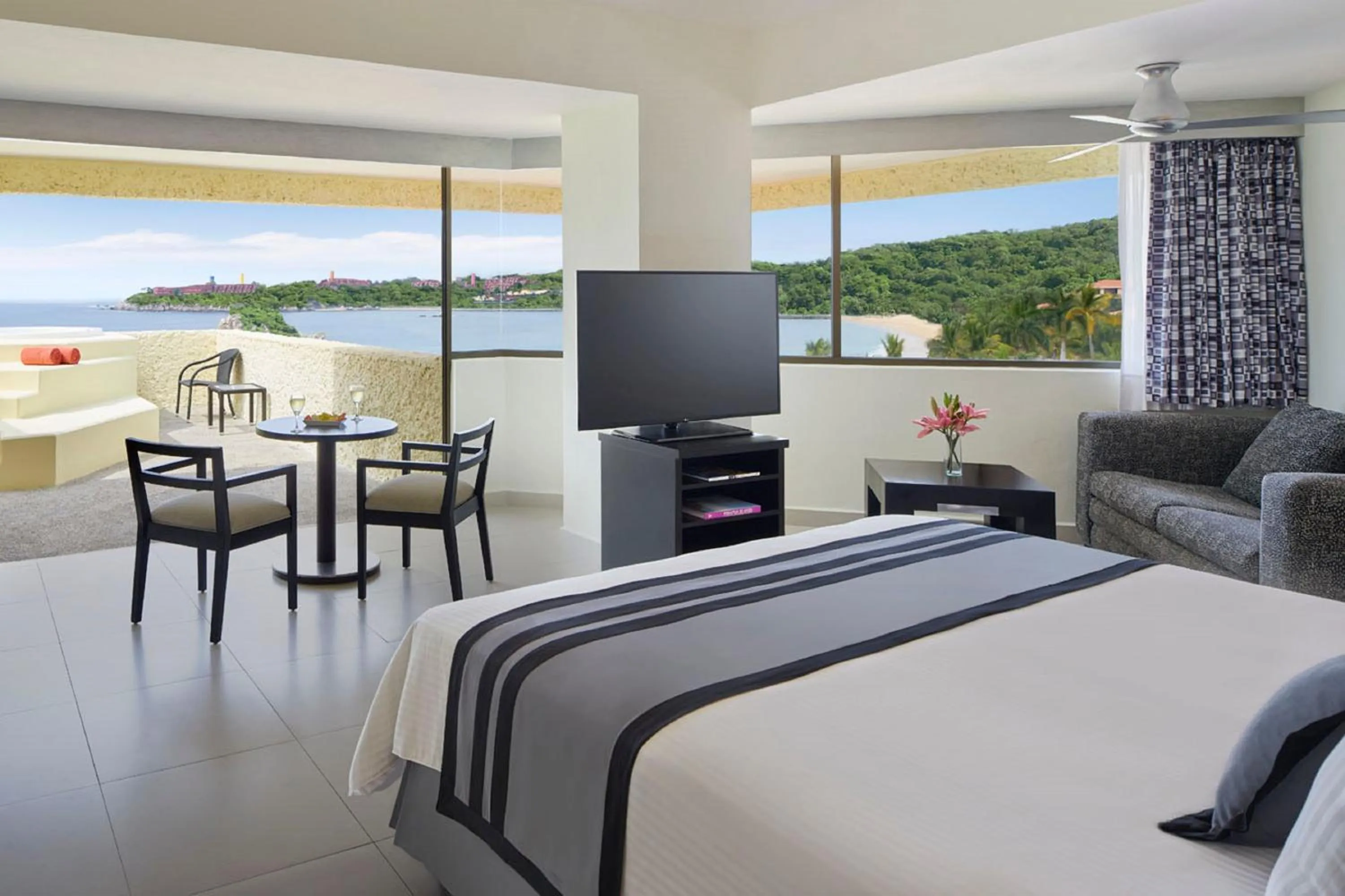 Preferred Club Junior Suite with Hot Tub in Dreams Huatulco Resort & Spa