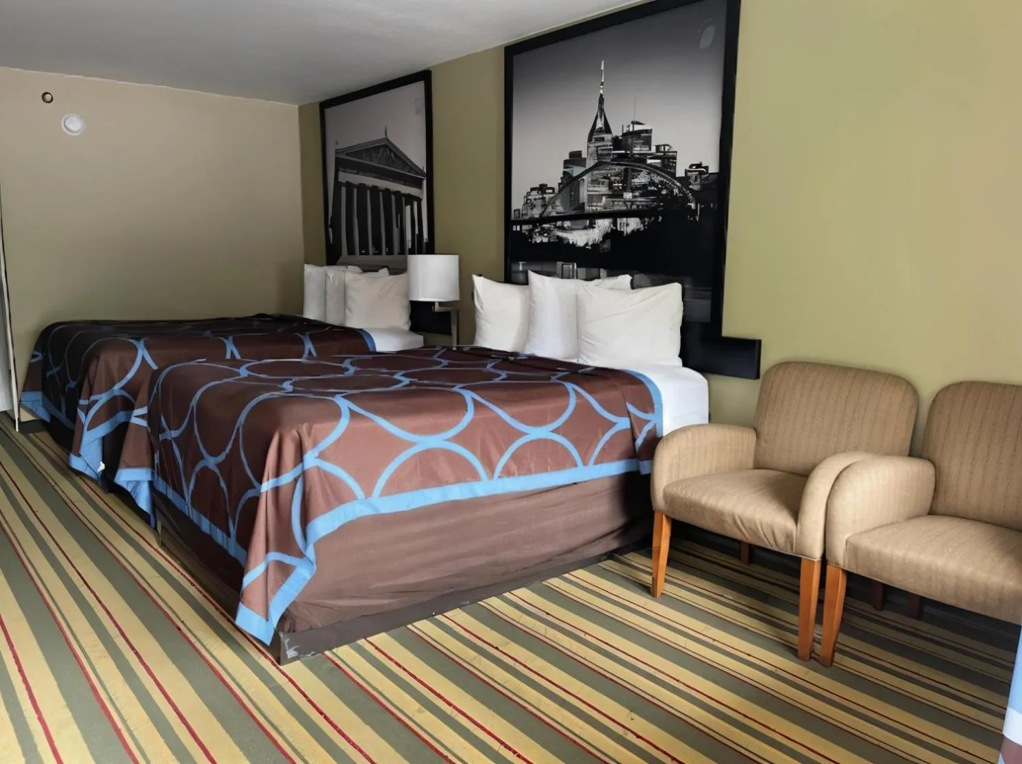 Queen Room with Two Queen Beds - Smoking in Super 8 by Wyndham Hermitage Nashville