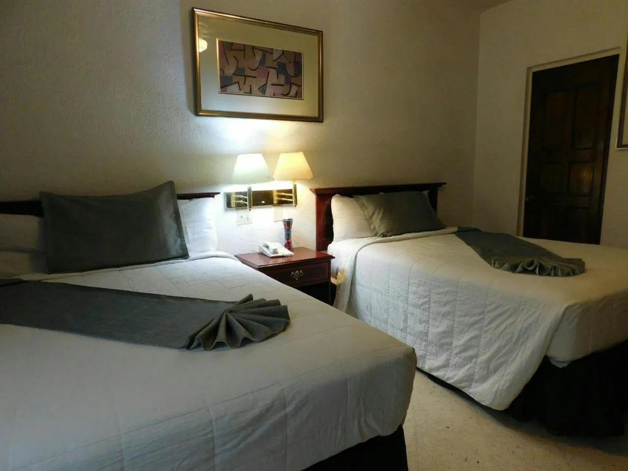 Double Room with Two Double Beds - single occupancy in Hotel Urdiñola Saltillo