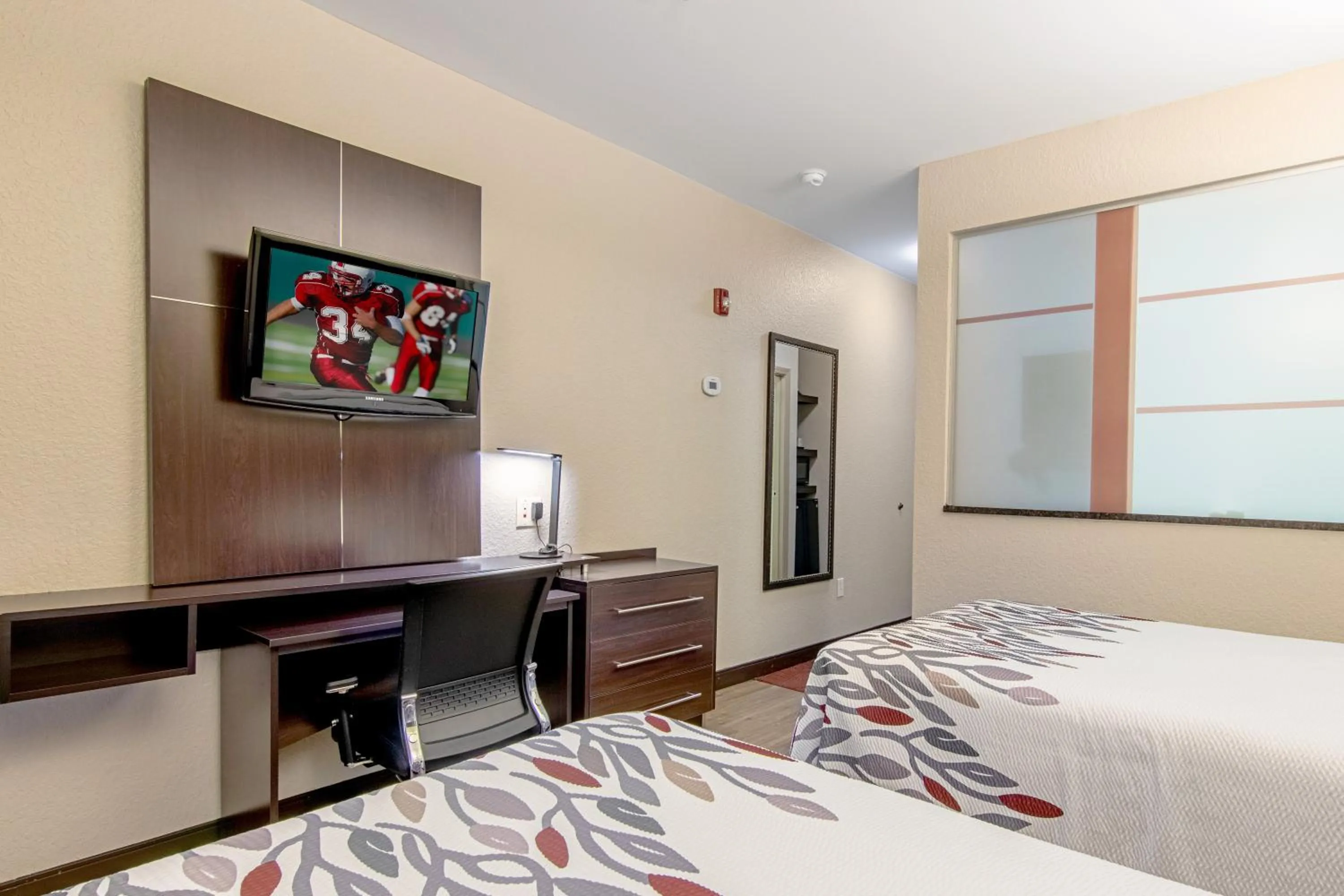 Deluxe Room with Two Double Beds Smoke Free in Red Roof Inn Locust Grove