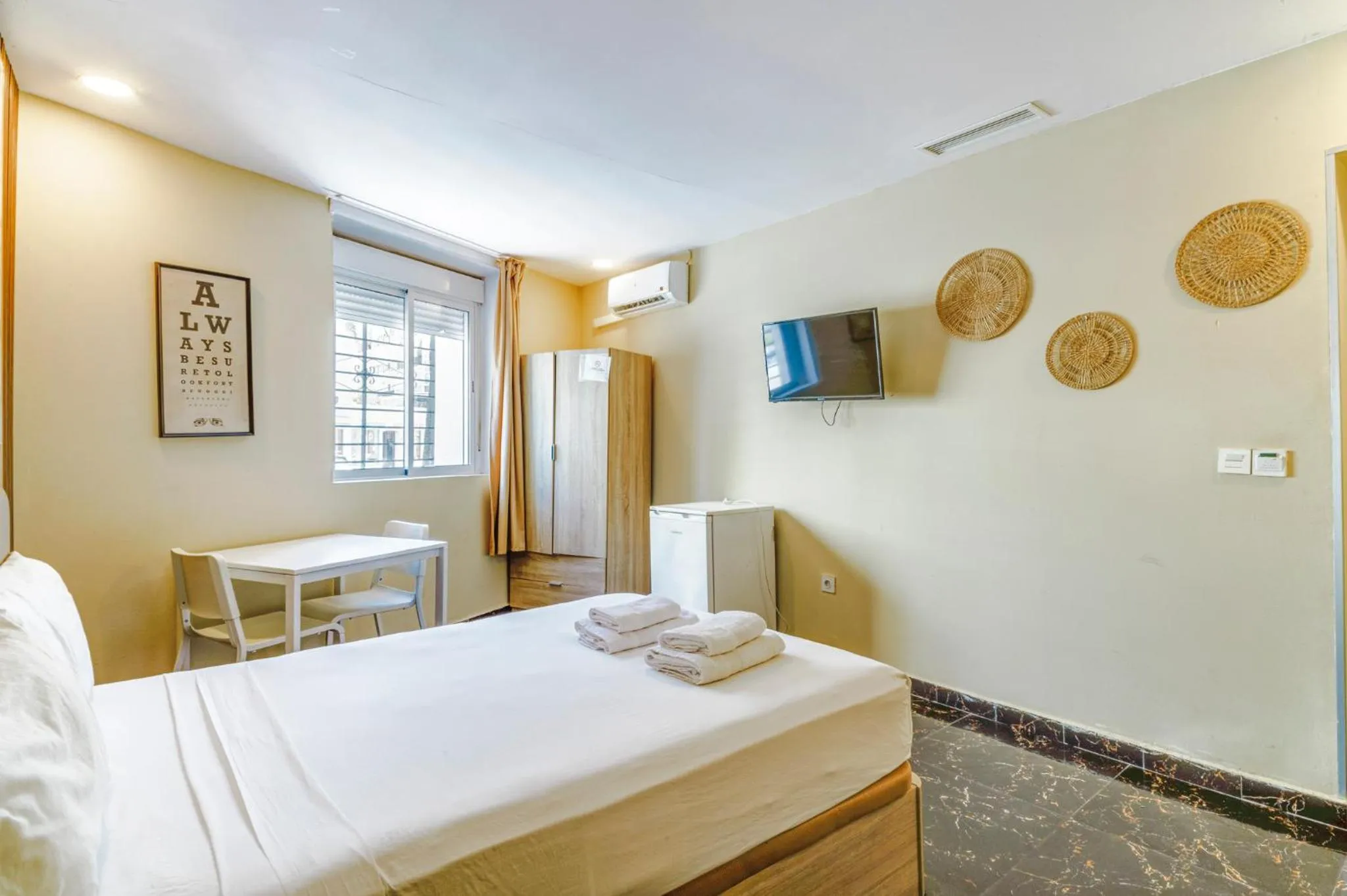 Large Double Room in Costa Marbella Star Light