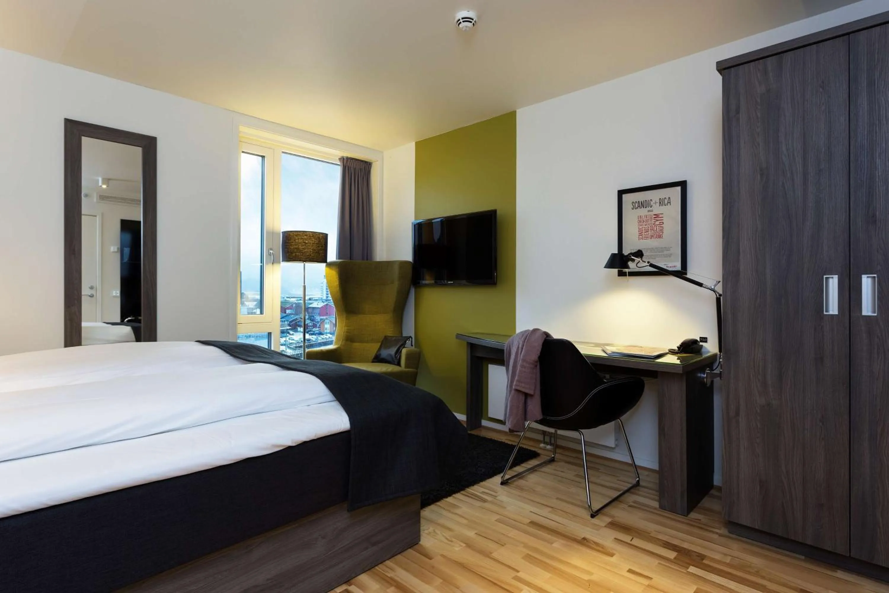 Standard Twin Room in Scandic Rock City