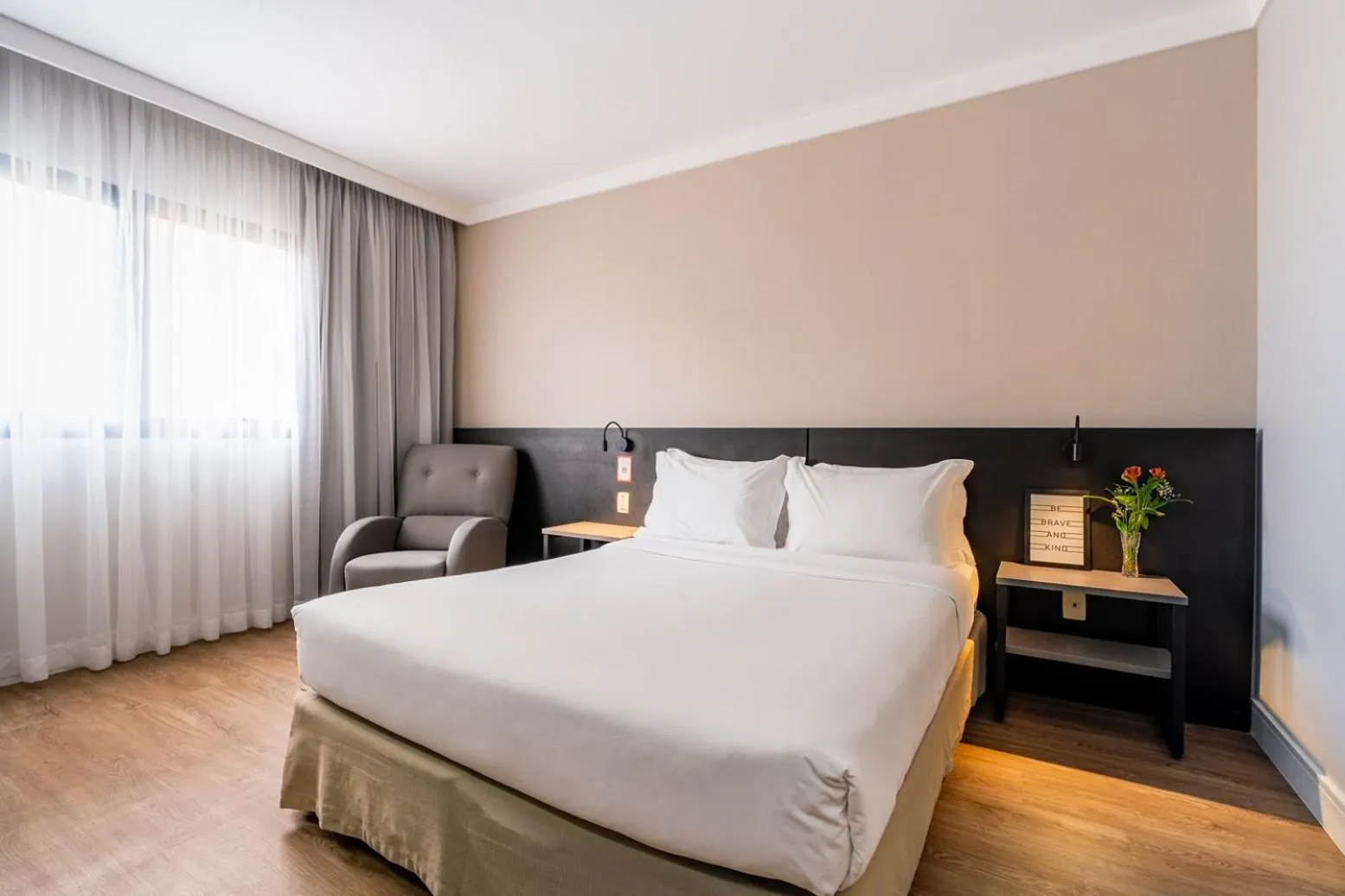 Standard Double Room - single occupancy - 1 Double Bed in Intercity São Paulo Berrini