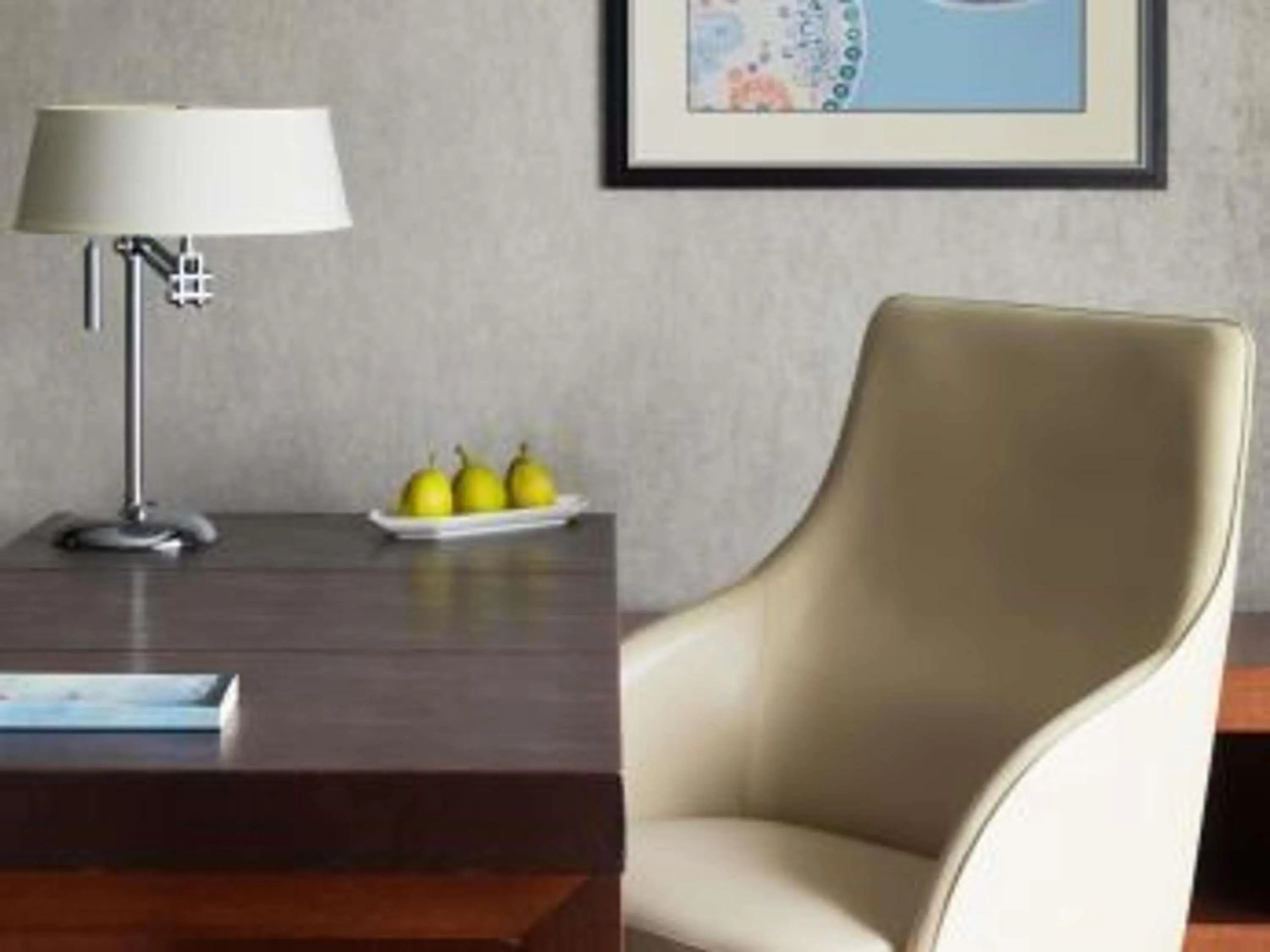 Signature Suite, 1 King, Corner Room, 2 Balconies in Fairmont Singapore