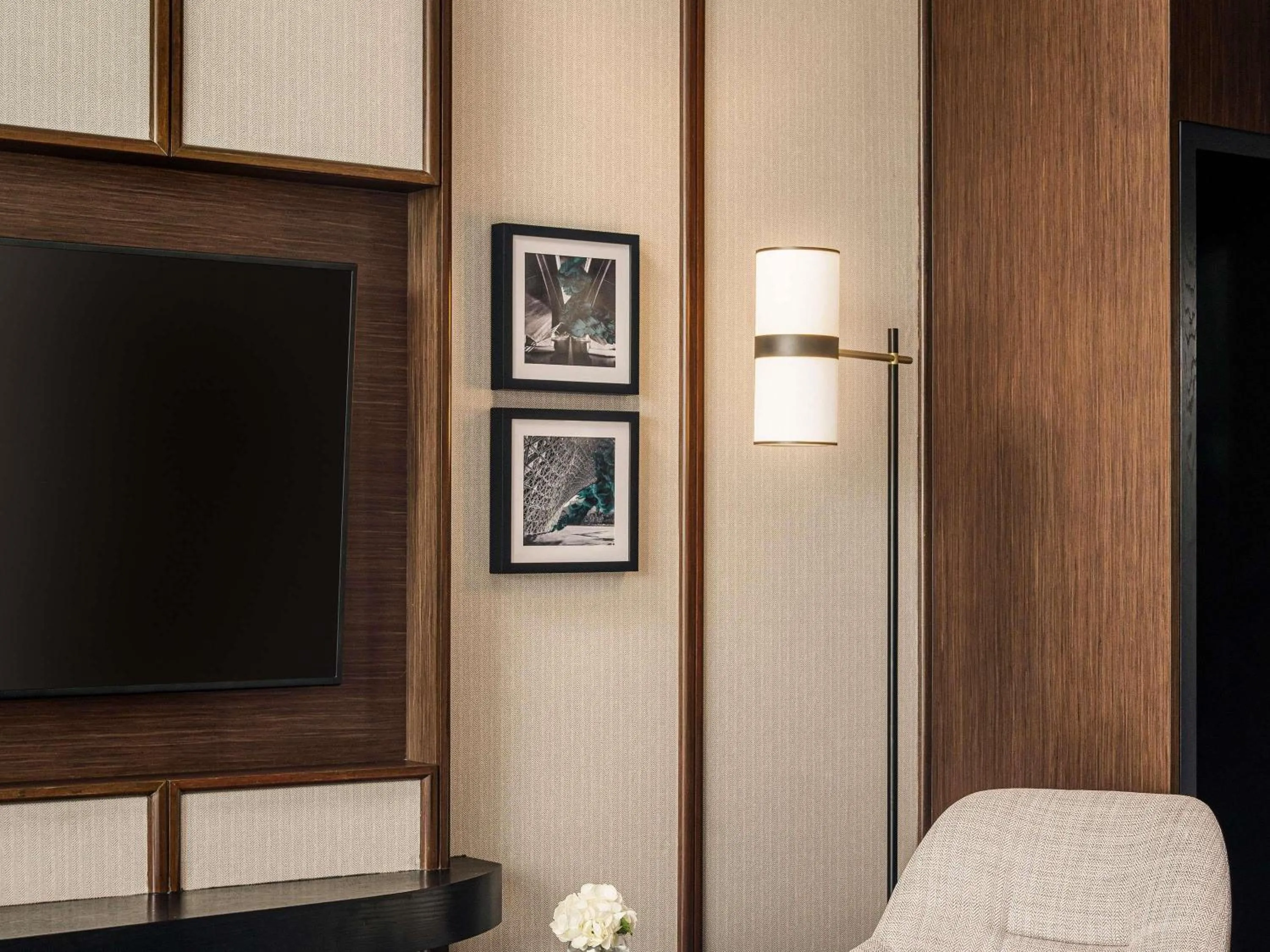 Fairmont Gold Marina Bay Room, 1 King, Balcony, Marina Bay View, Lounge Access in Fairmont Singapore