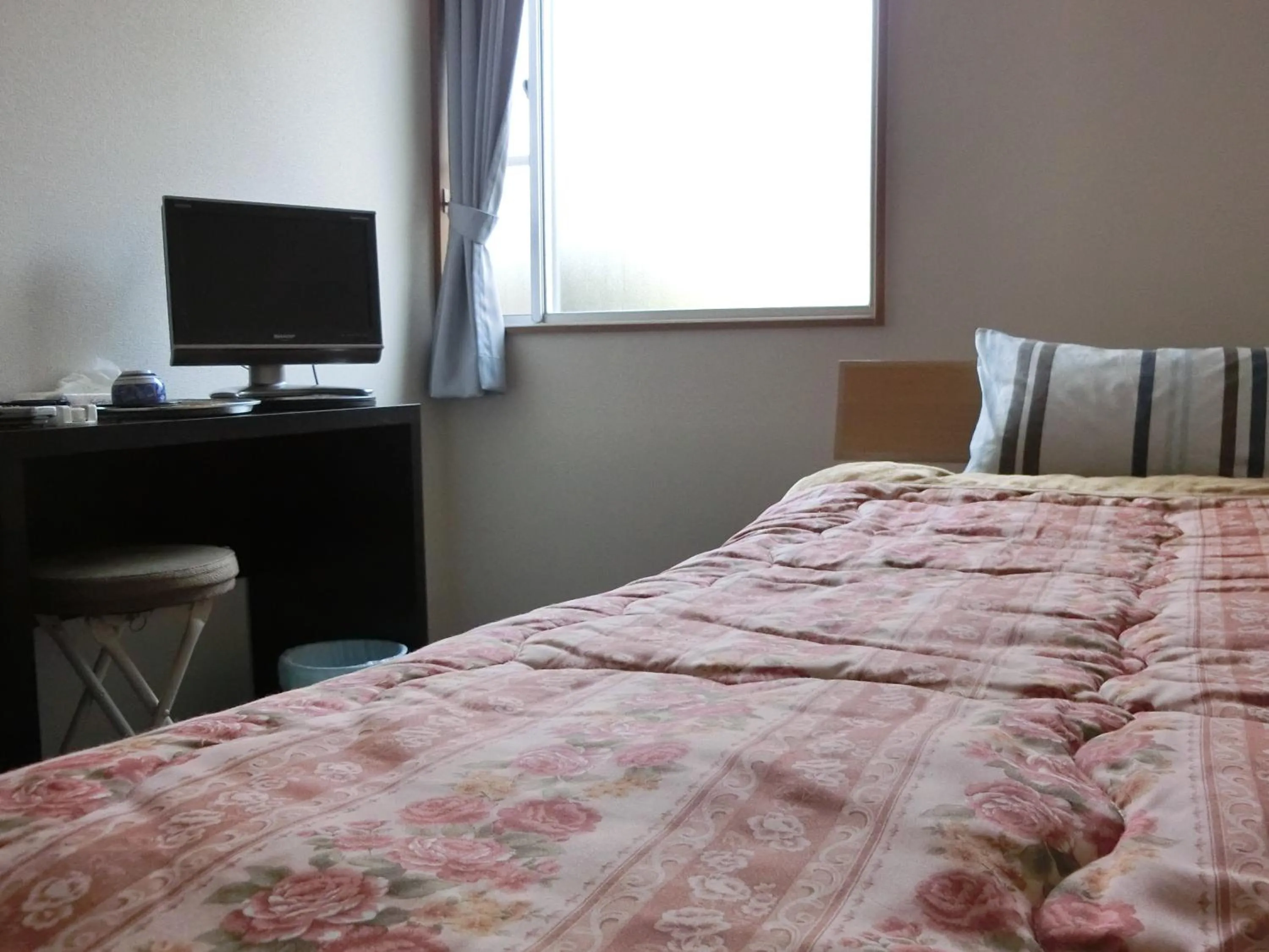 Single Room - single occupancy in Suzukisou