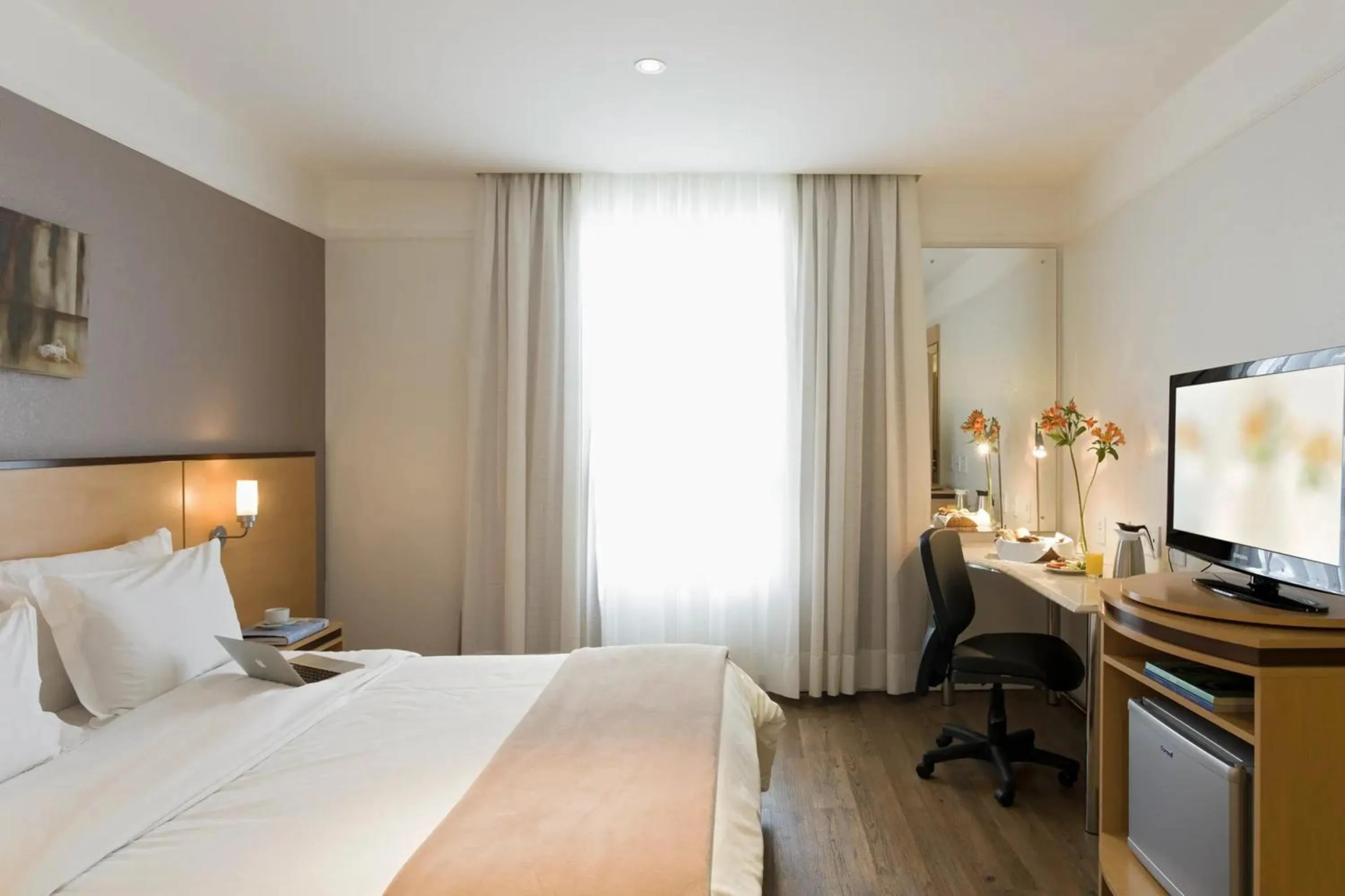 Luxury Triple - 1 King Bed and 1 Single Bed in Intercity Caxias do Sul