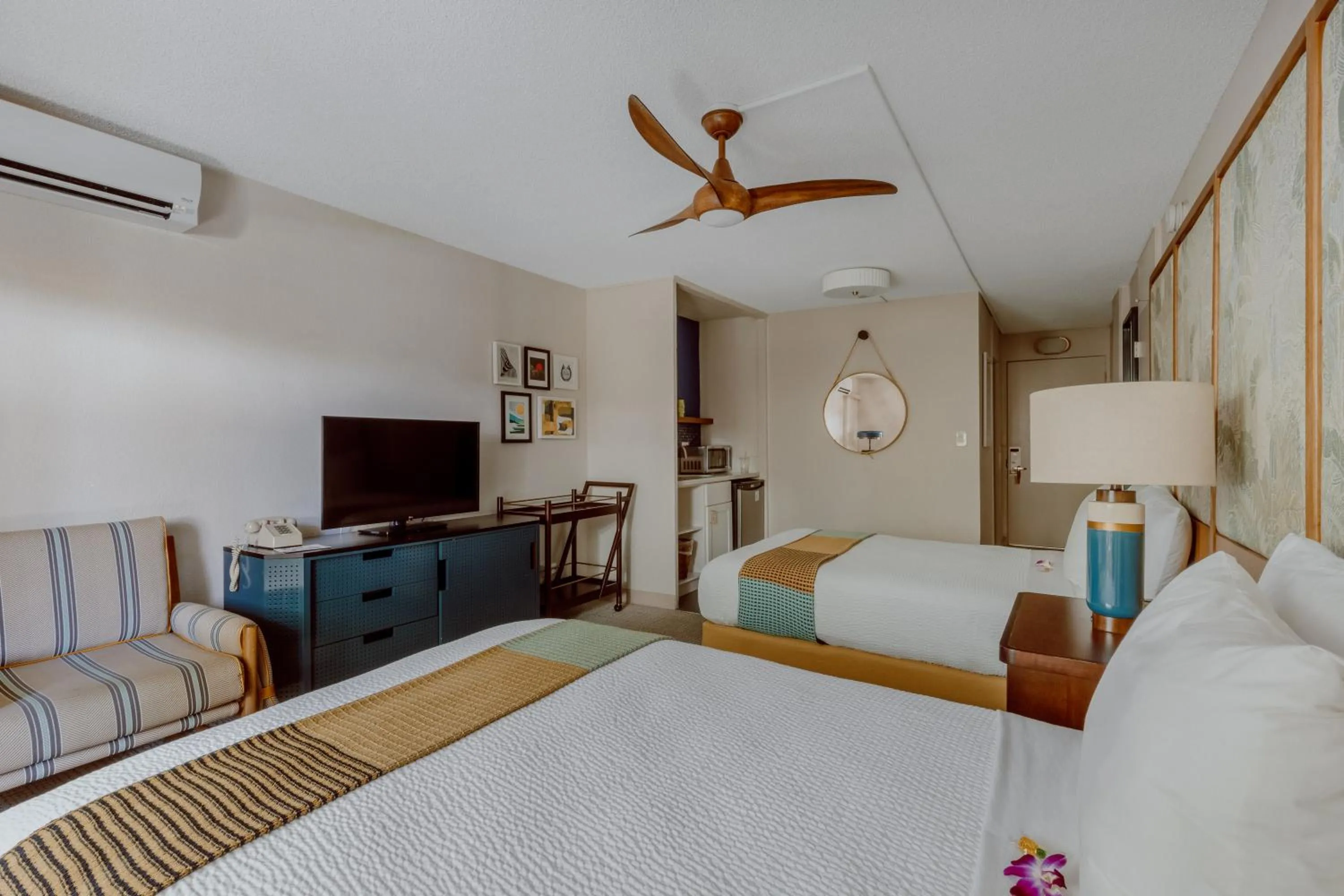 Deluxe Double or Twin Room in White Sands Hotel