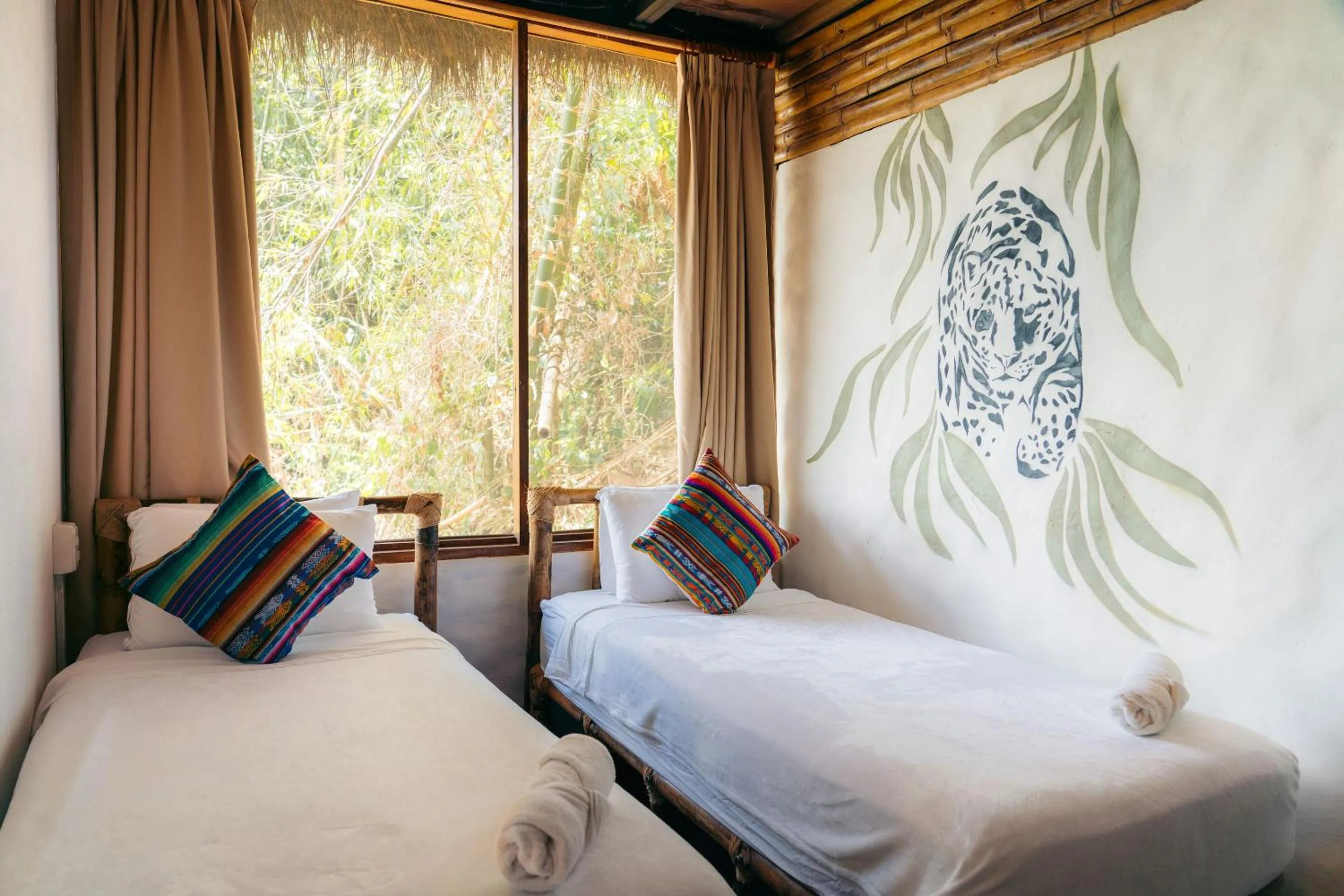 Standard Twin Room in Selina Amazon Tena