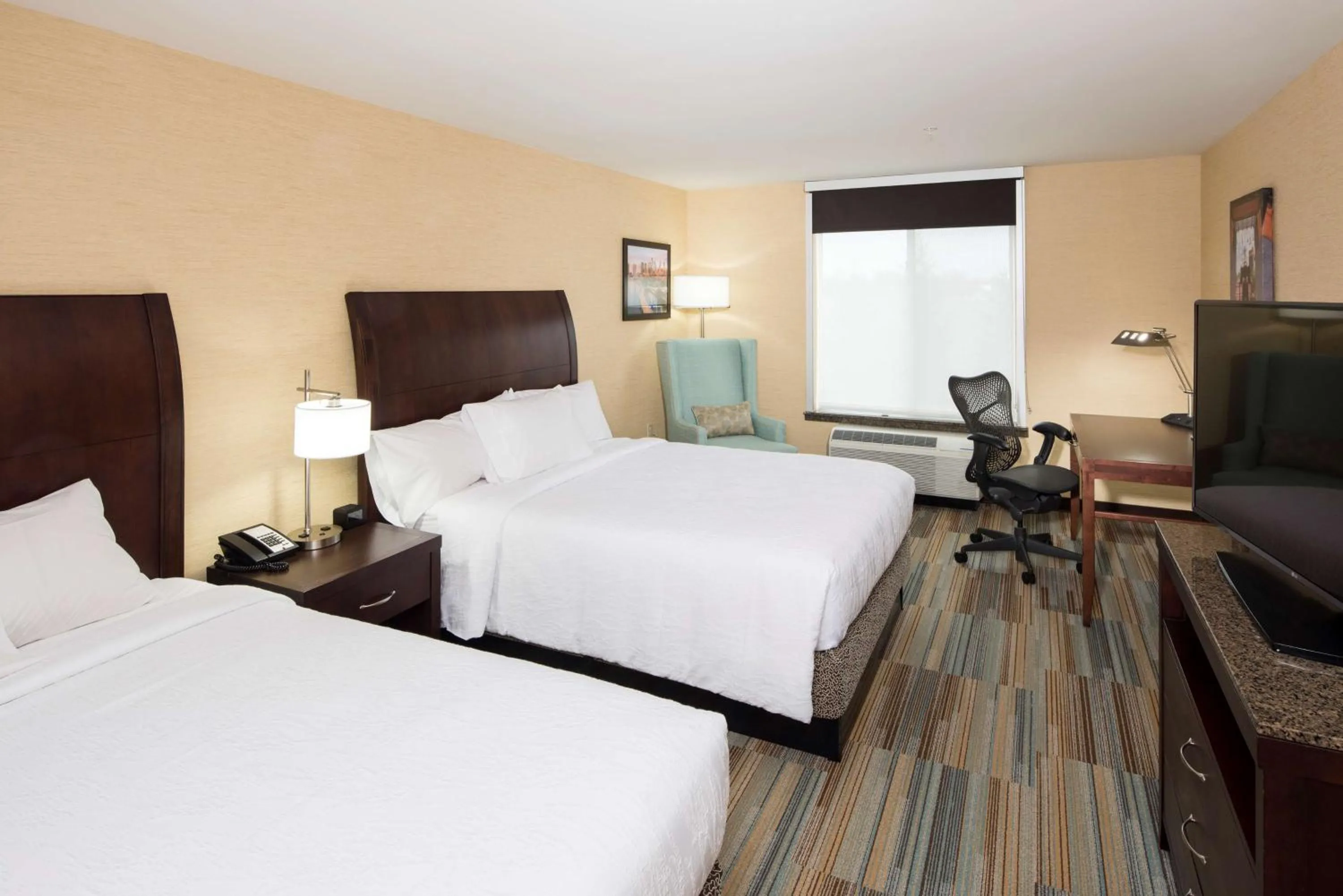 Queen Room with Two Queen Beds in Hilton Garden Inn Mount Holly/Westampton