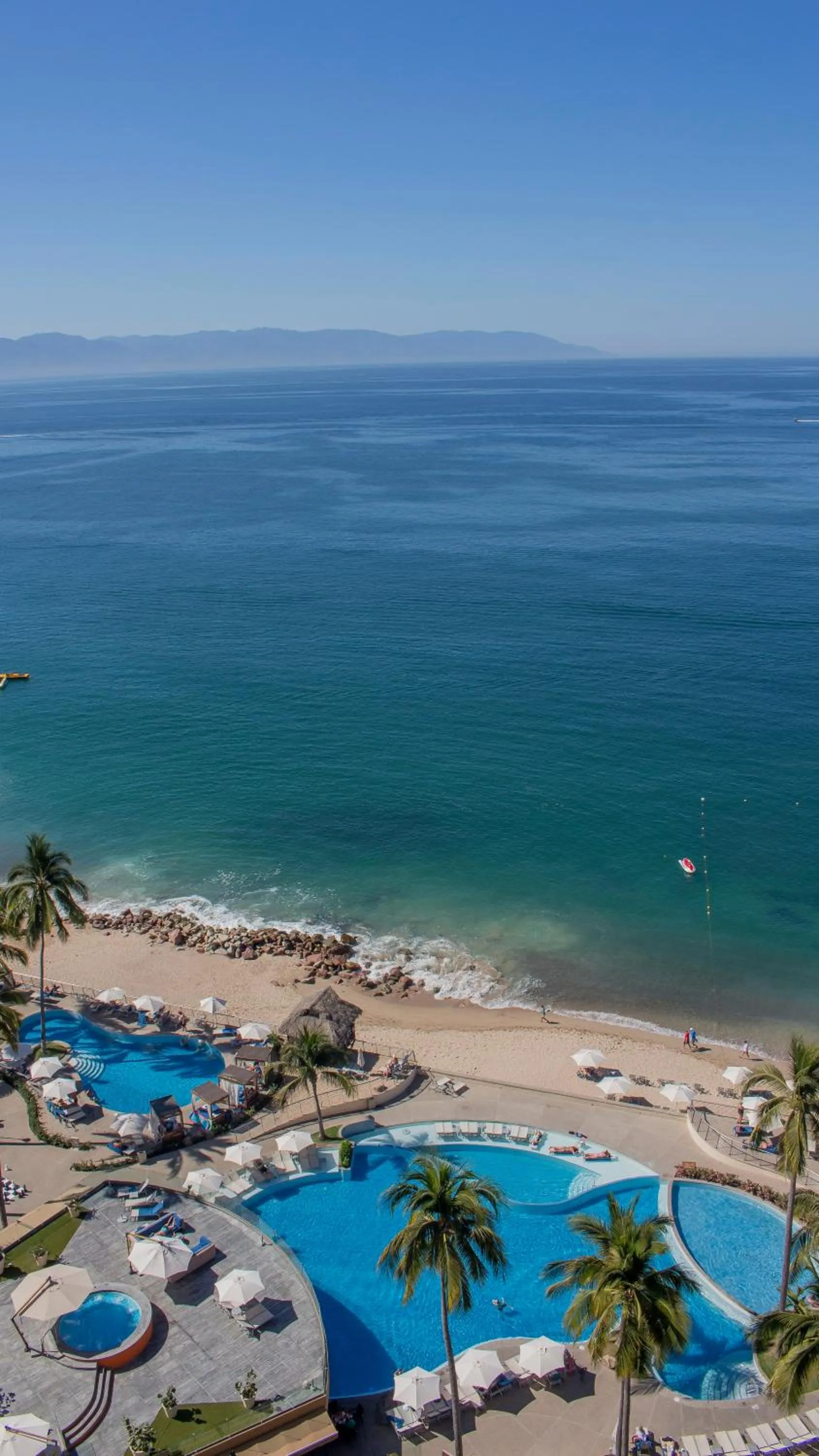 SUITE CON JACUZZI OCEANFRONT - single occupancy in Sunset Plaza Beach Resort Puerto Vallarta All Inclusive