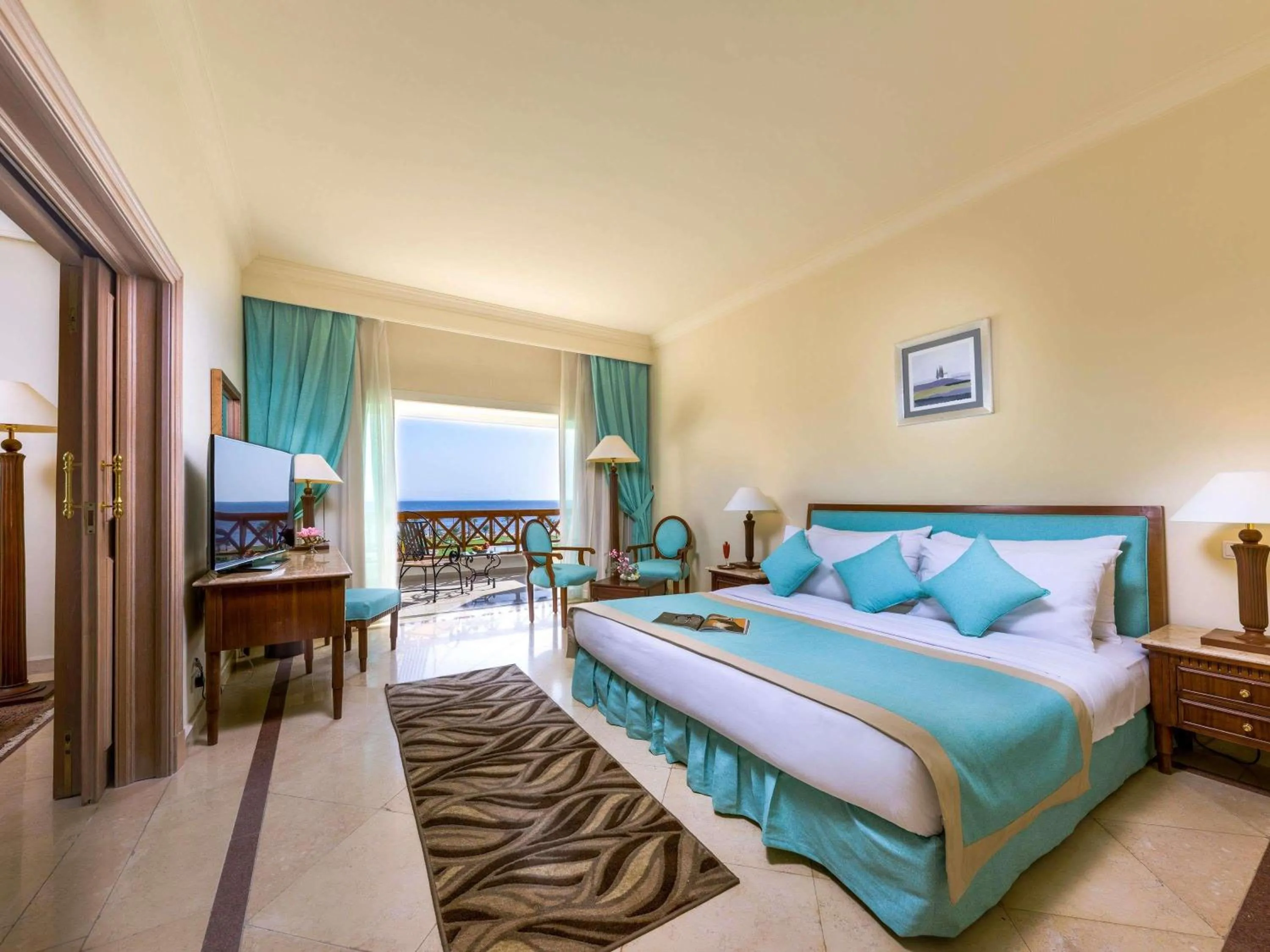 Classic Twin Room in Movenpick Taba Resort & Spa