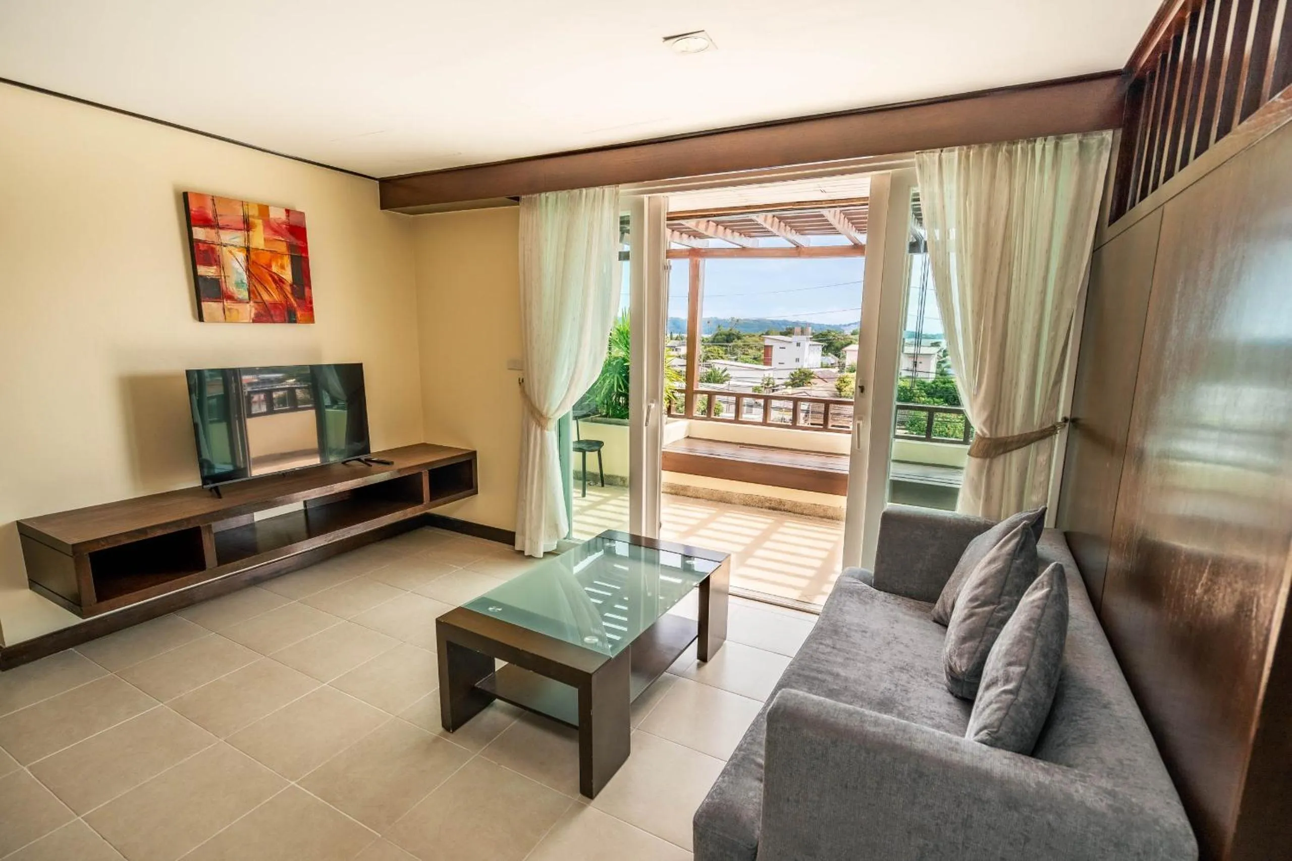 Suite with Sea View in Ratana Hotel Chalong