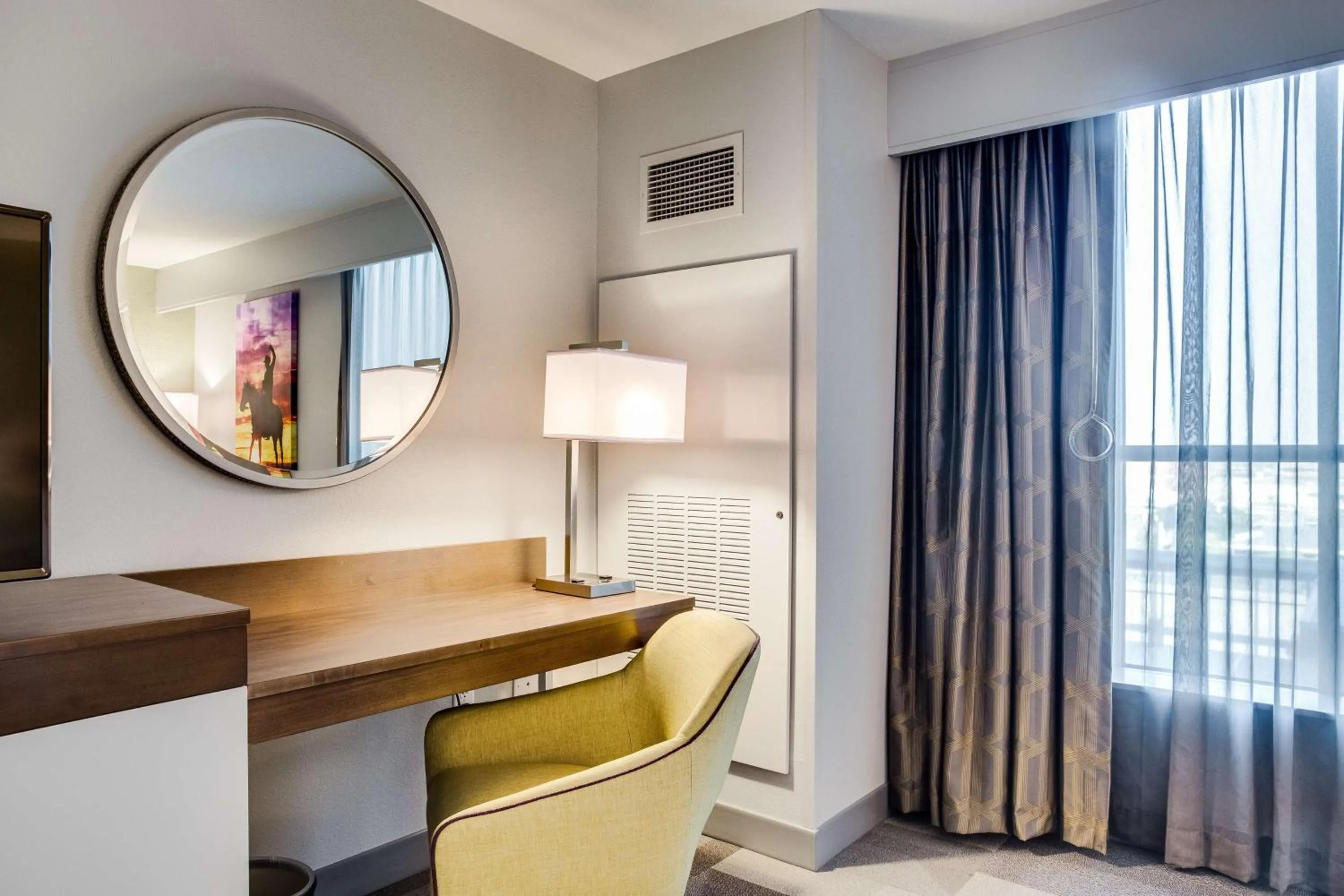 King Studio Suite - Hearing Accessible/Non-Smoking in Hampton Inn & Suites Fort Worth Downtown