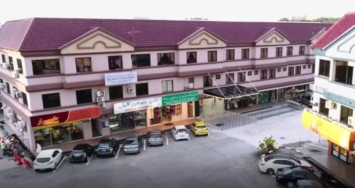 Superior Twin Room in Al Afiah Hotel