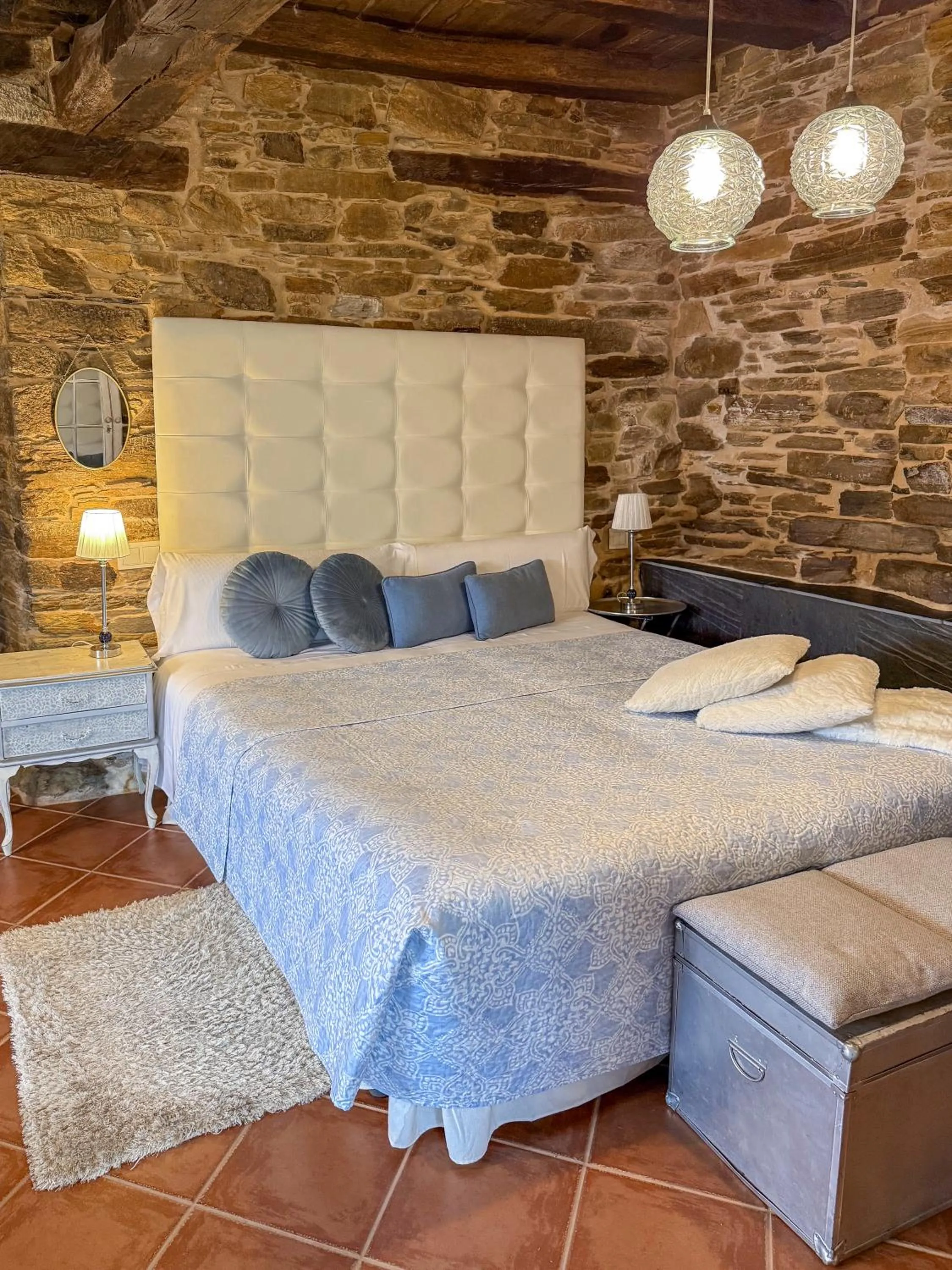Deluxe Twin Room with Mountain View in Complejo Rural Lar de Vies