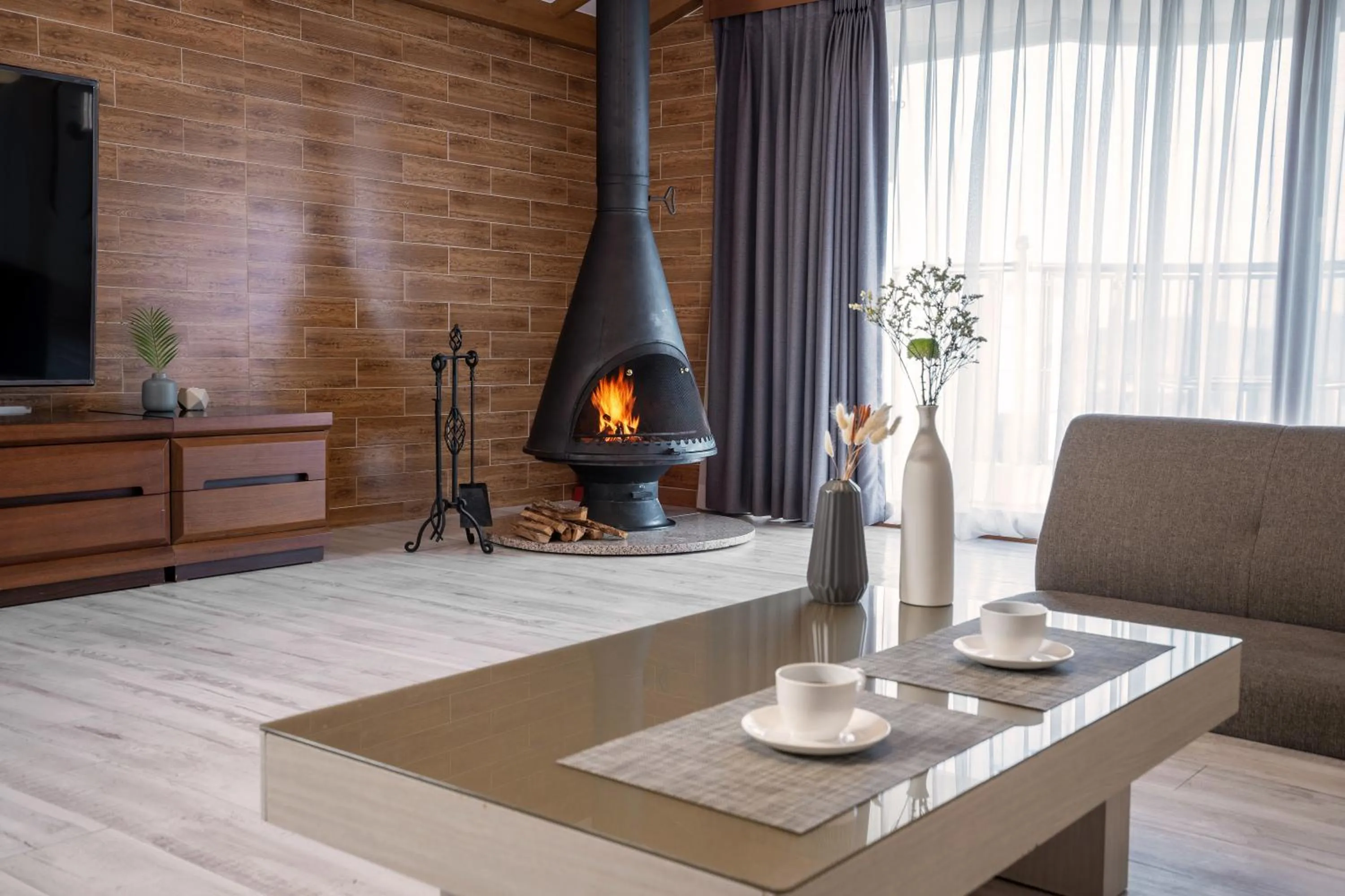 Fireplace Suite in Home Fourest Resort Geoje