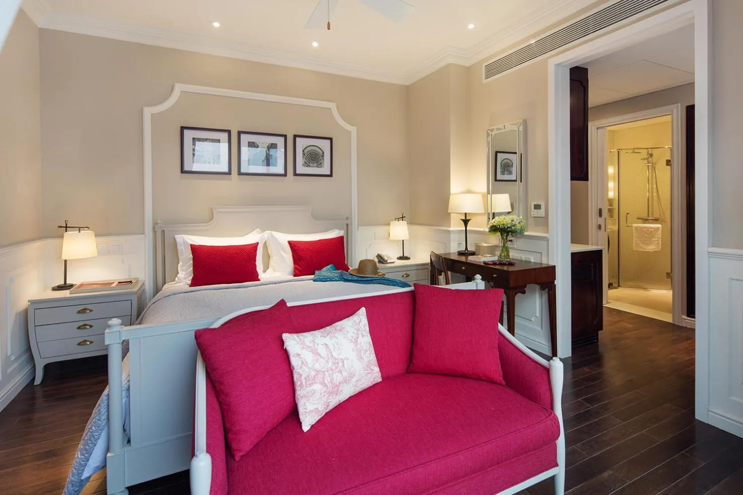 Signature Room in Maison De Camille Boutique Hotel