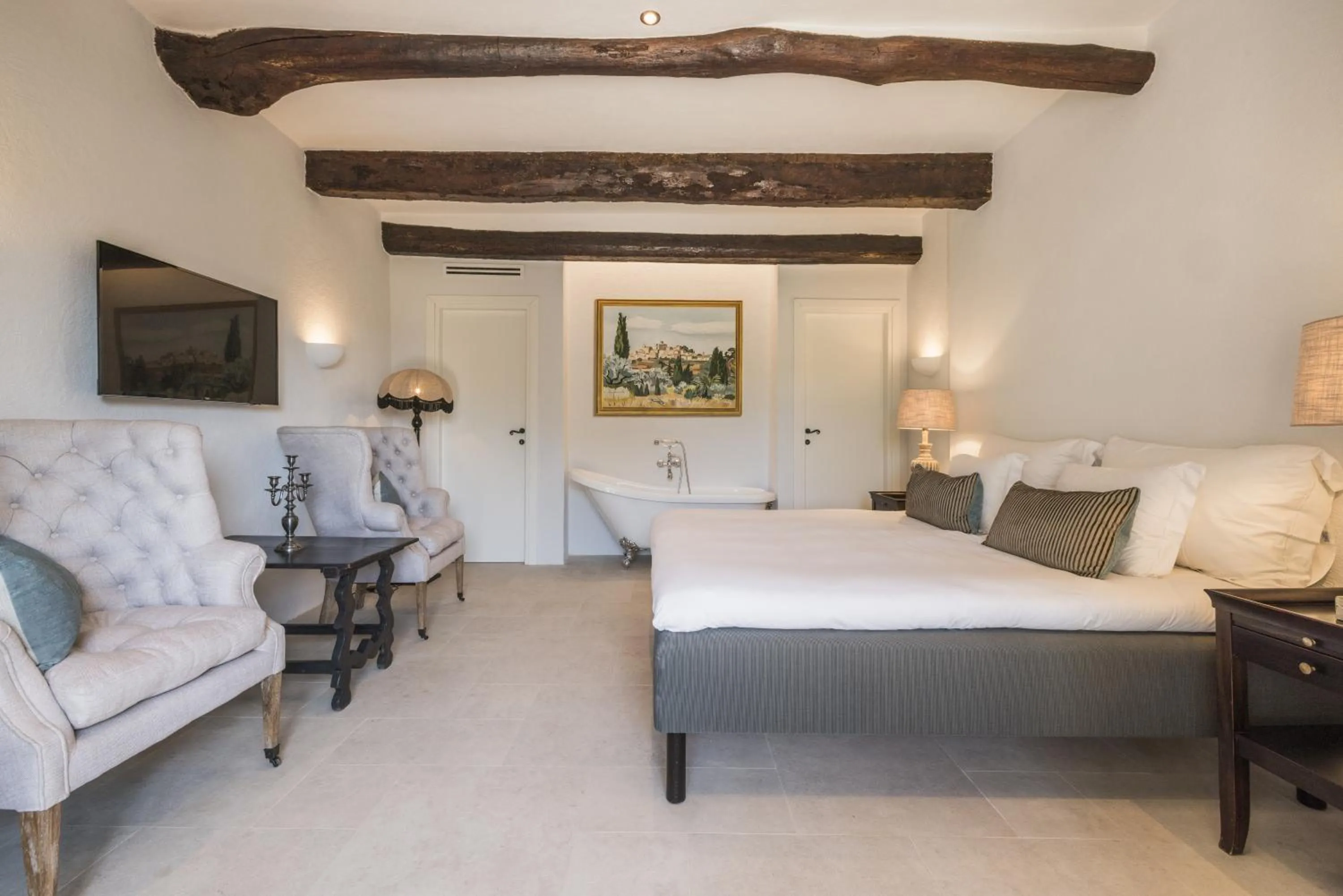 Deluxe Double Room with Balcony - single occupancy in Château Le Cagnard