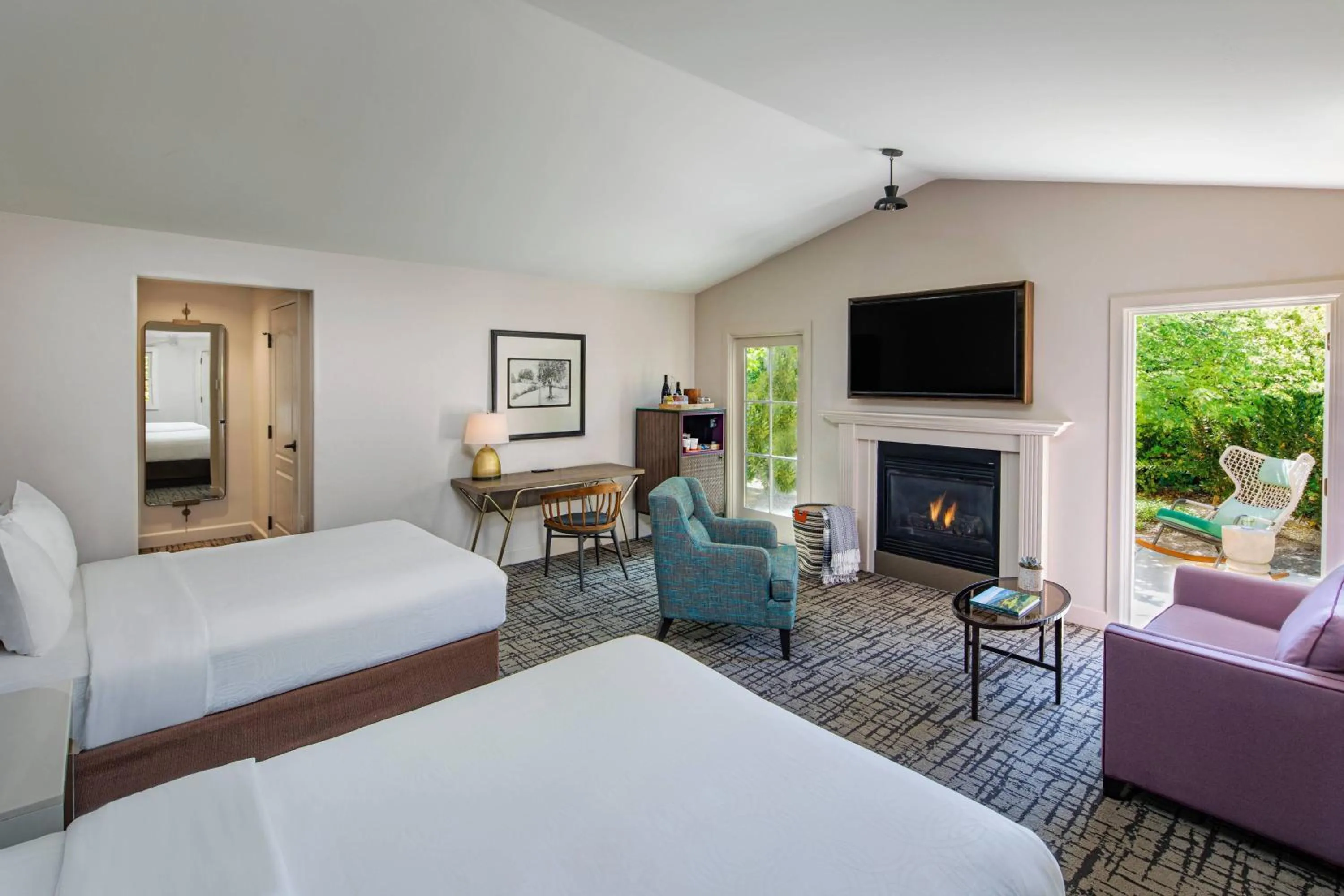 Junior Suite with Two Double Beds, Sofa Bed and Outdoor Fireplace in The Lodge at Sonoma Resort, Autograph Collection