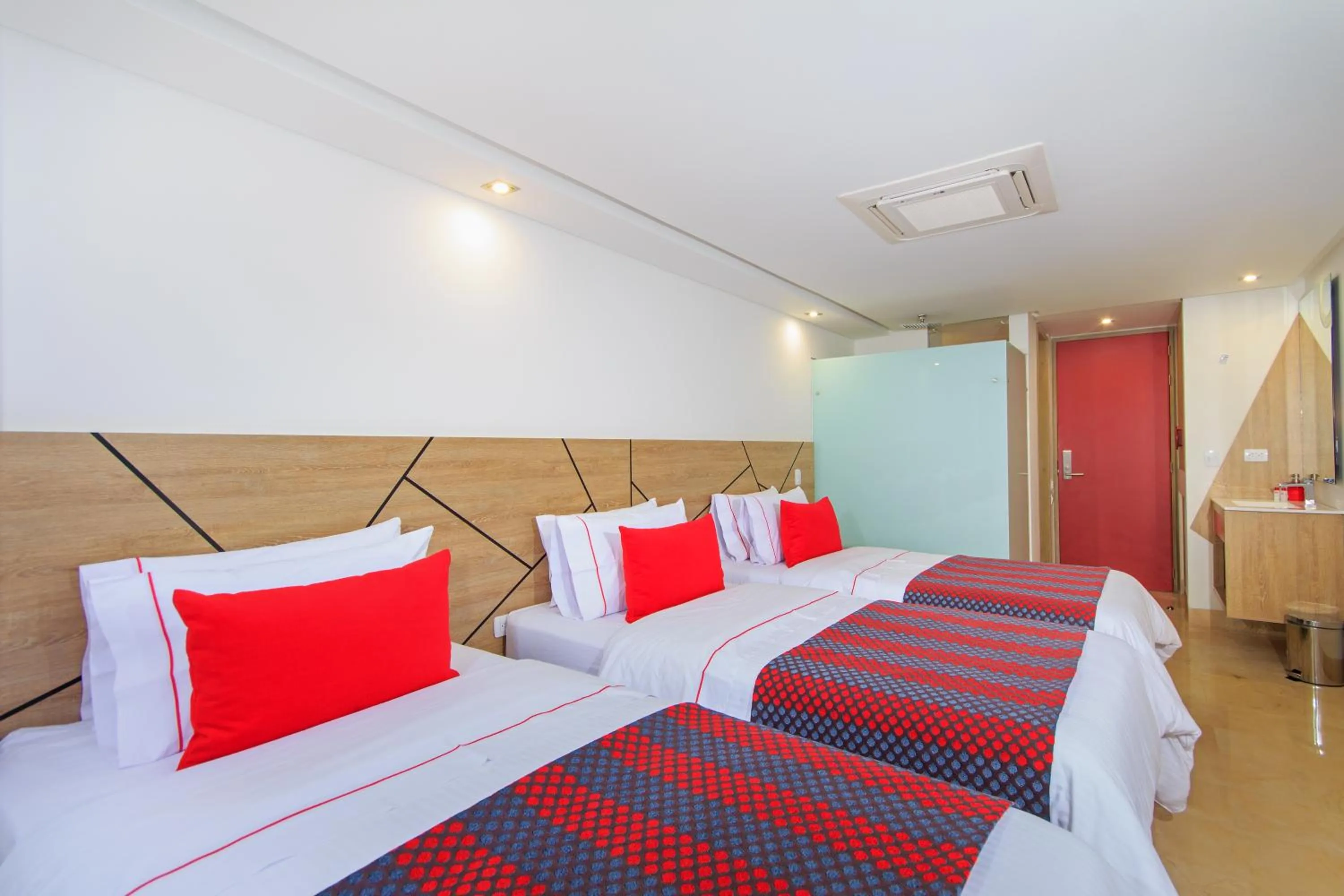 Triple Room in Obo Hotel