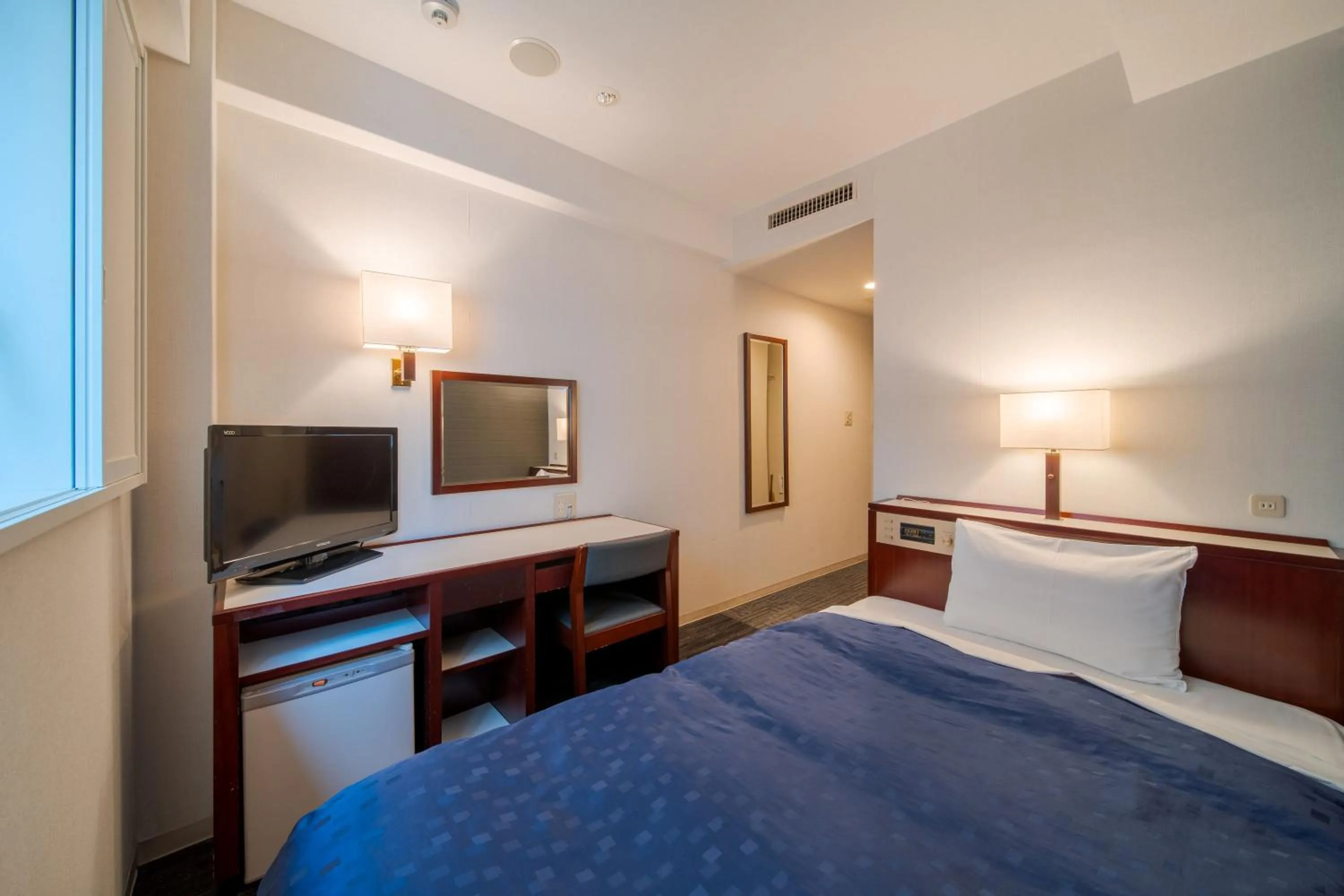 Double Room with Small Double Bed - Non-Smoking in Meitetsu Inn Nagoya Ekimae