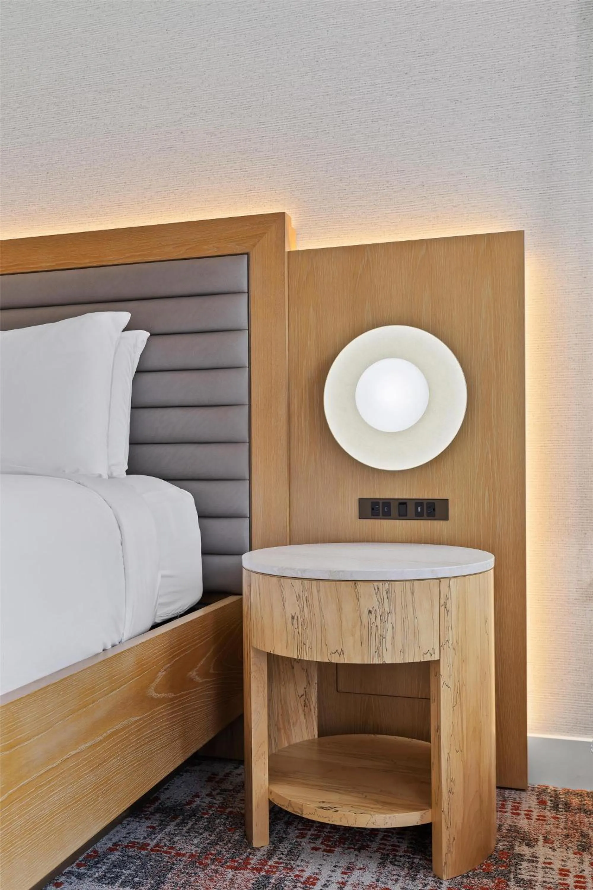 King Room - Annex Building in Hotel De Novo Springdale, Tapestry Collection by Hilton