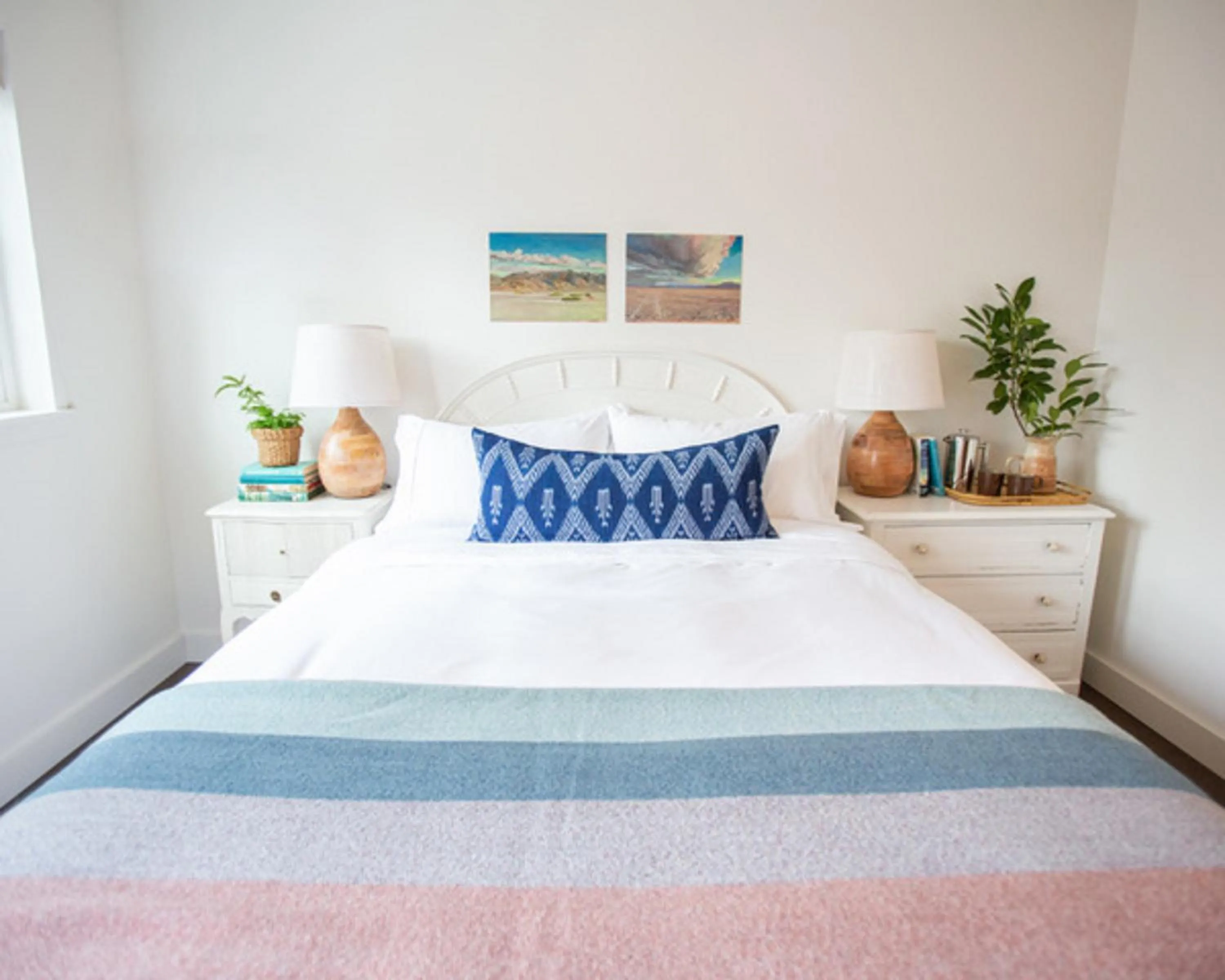 Standard Queen Room in RubyJune Inn