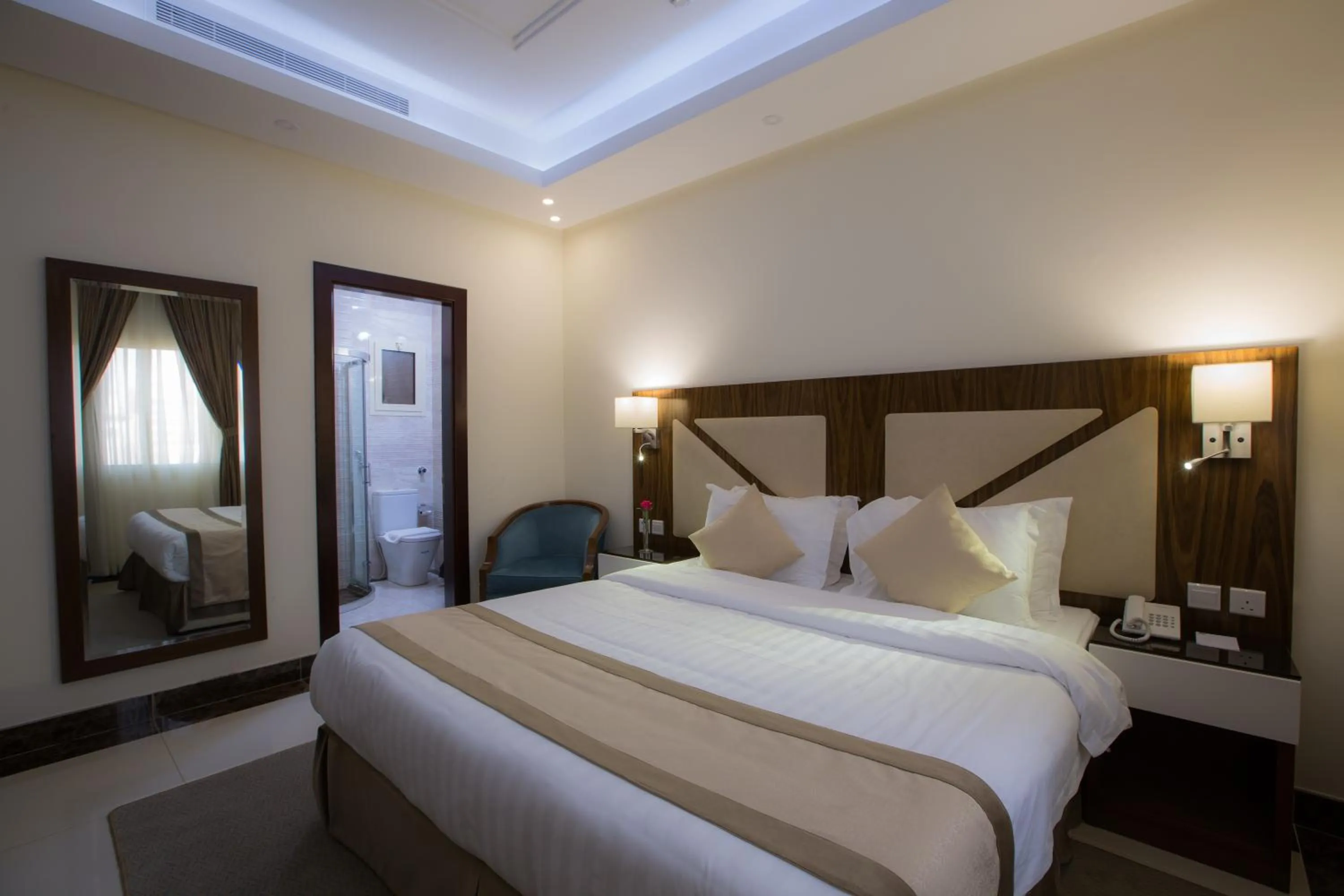 Presidential Suite in Sun Park Hotel Suites