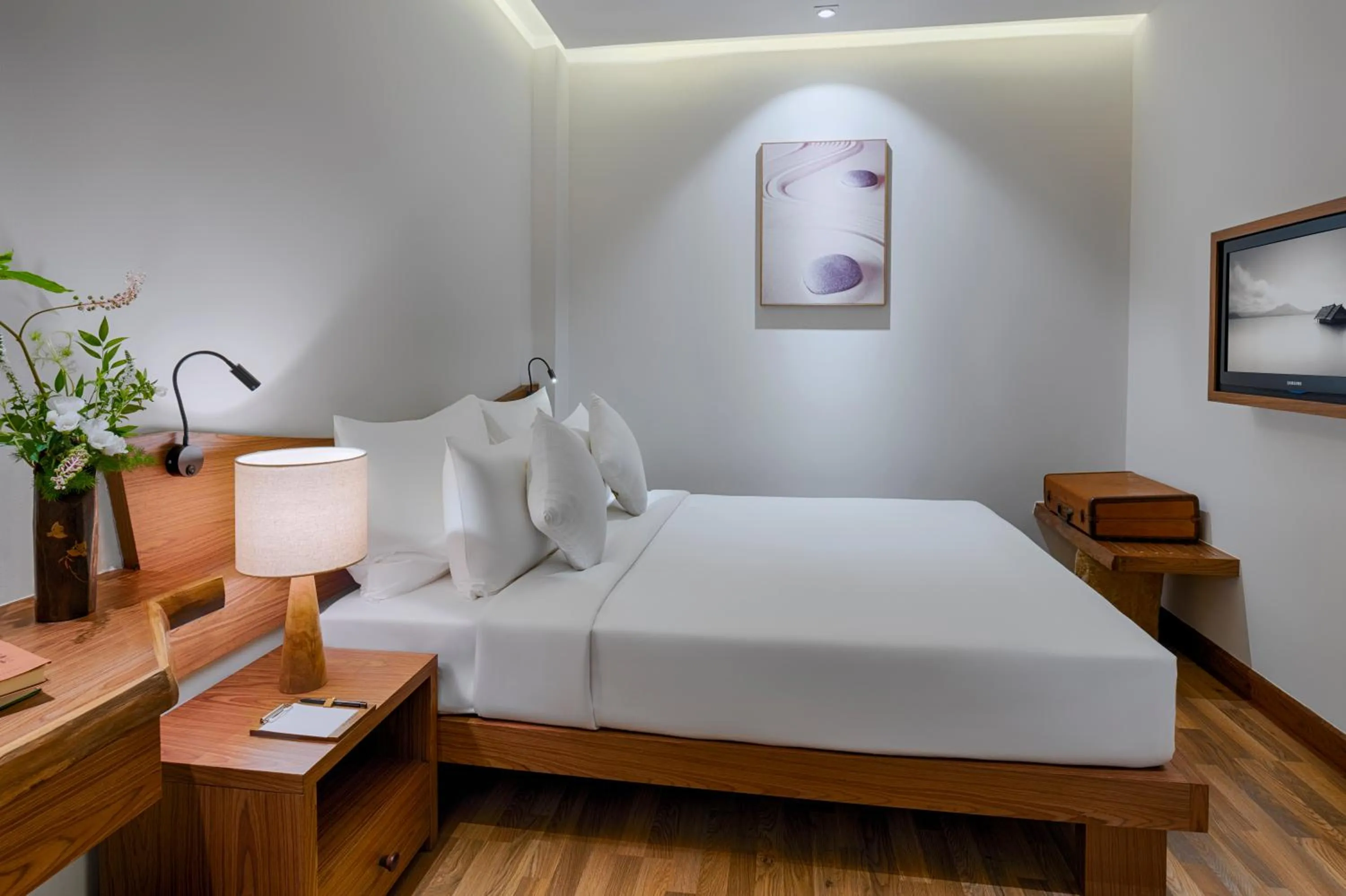 Superior Double Room - No Window in Silverland Min Hotel