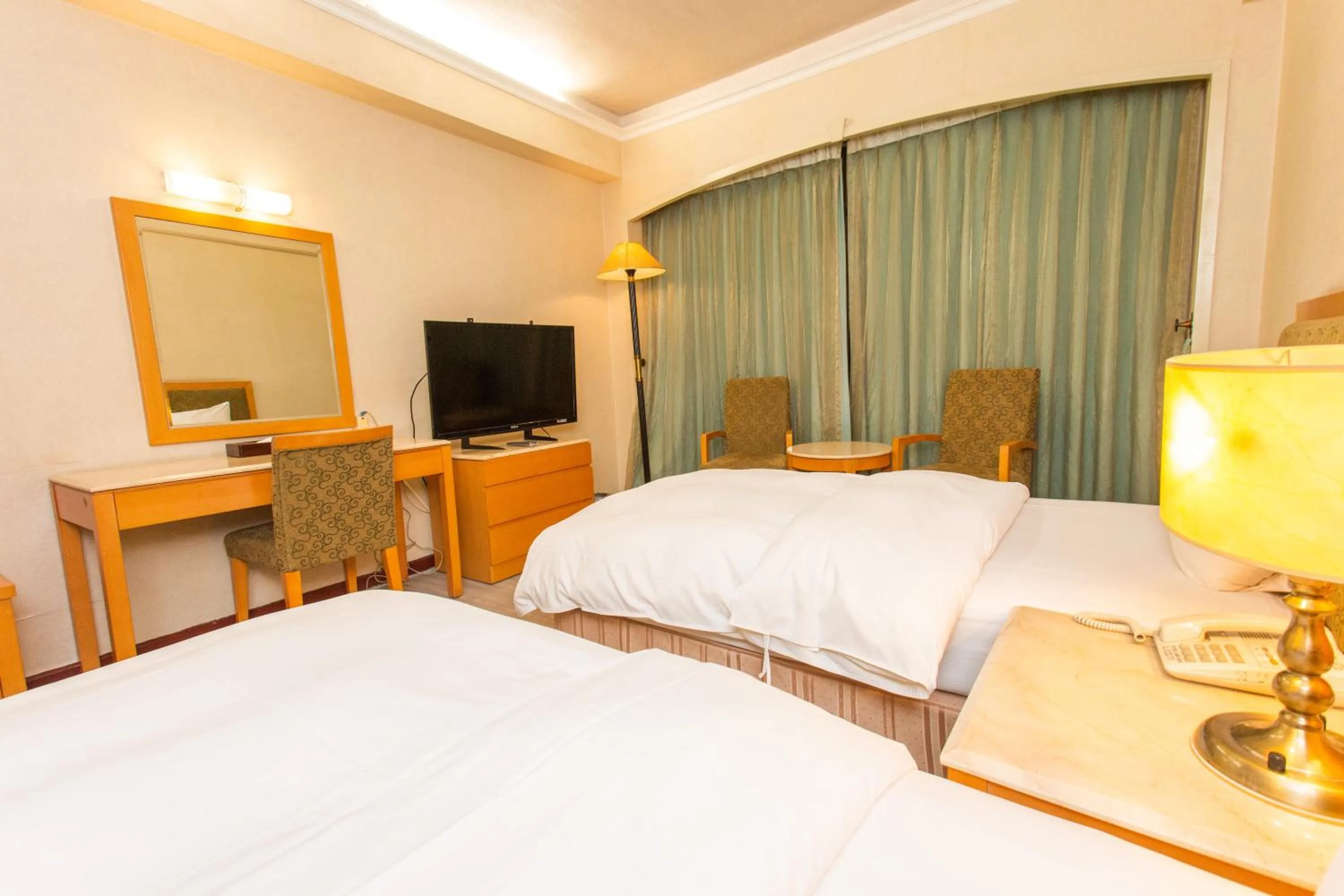 Small Double or Twin Room in Ardi Hotel