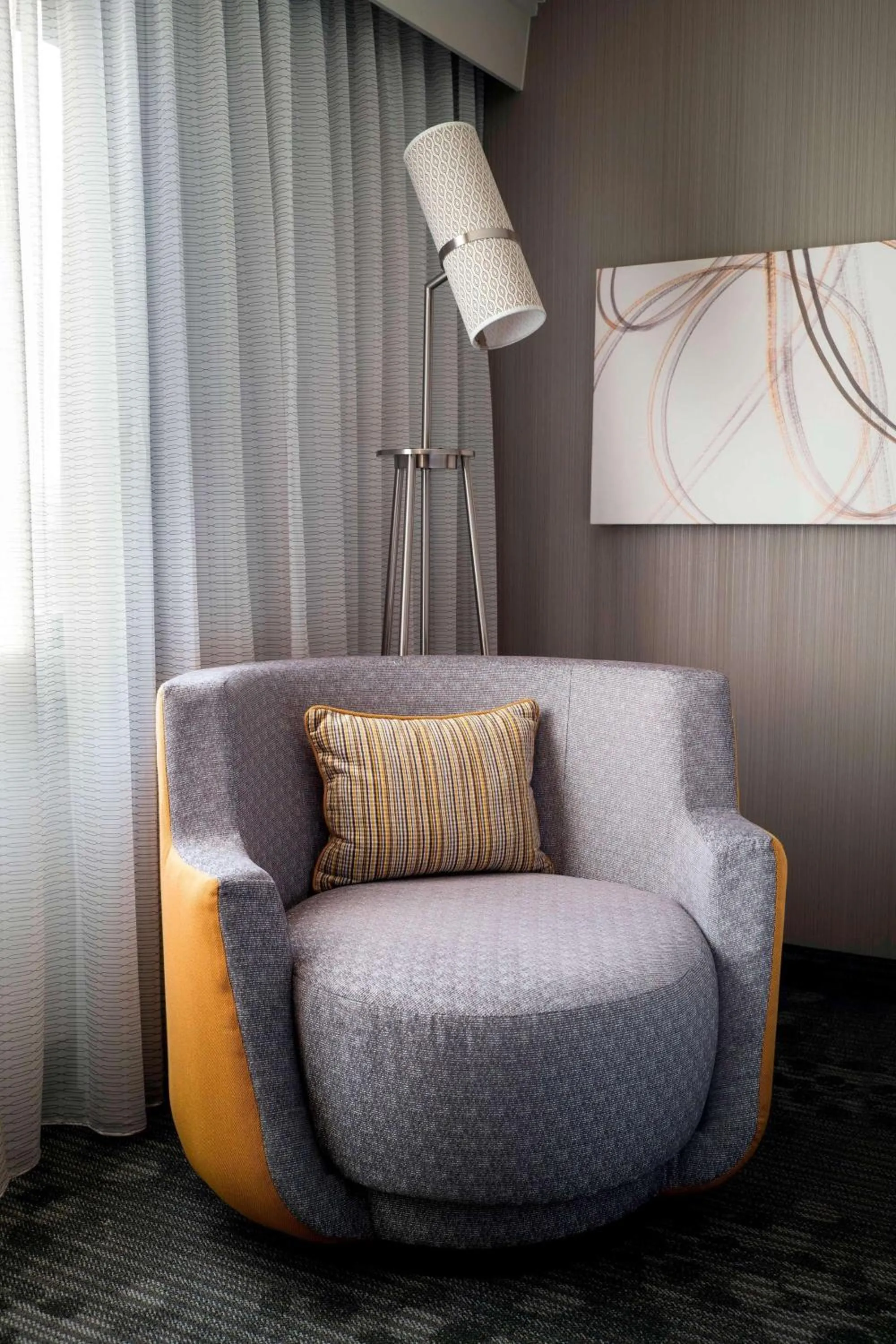 Guestroom Two Queens in Sonesta Select Los Angeles Torrance South Bay